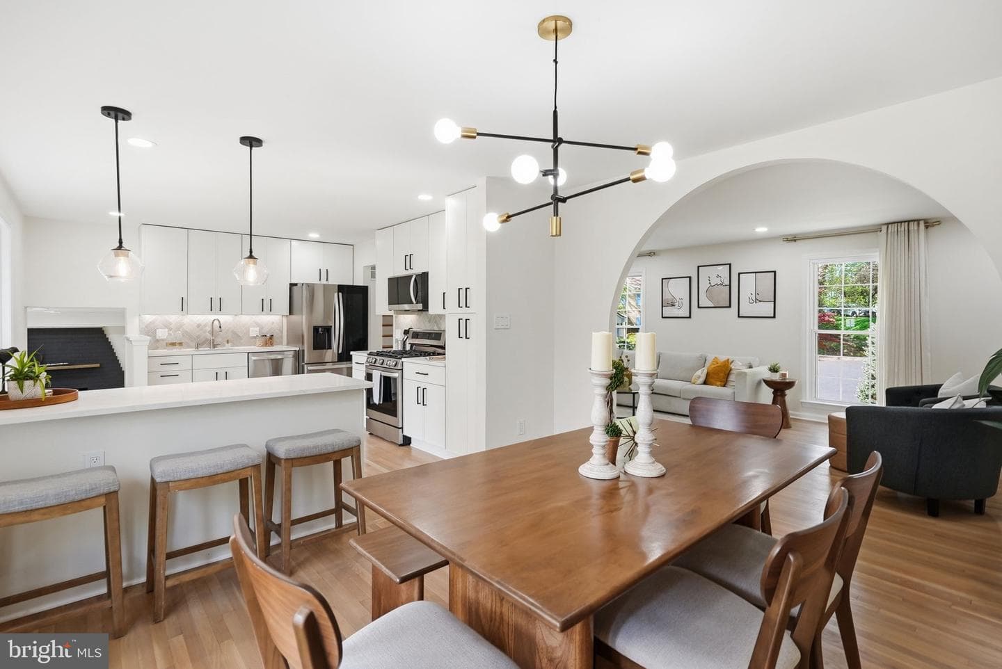 815 Woodley Drive photo 11