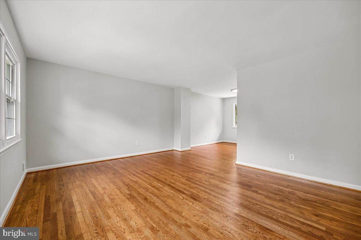 5315 Manorfield Road photo 18