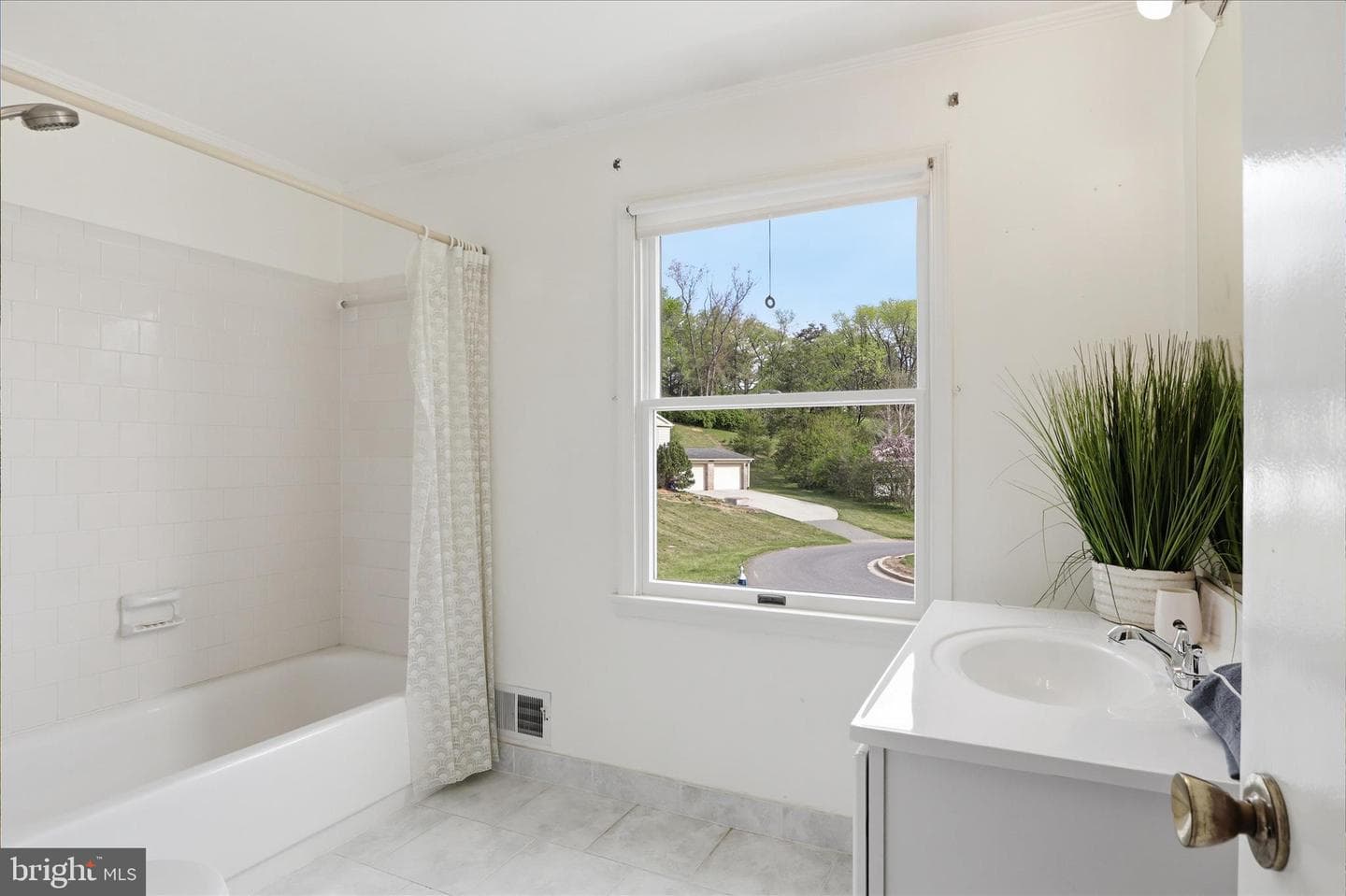 16405 Keats Terrace photo 30
