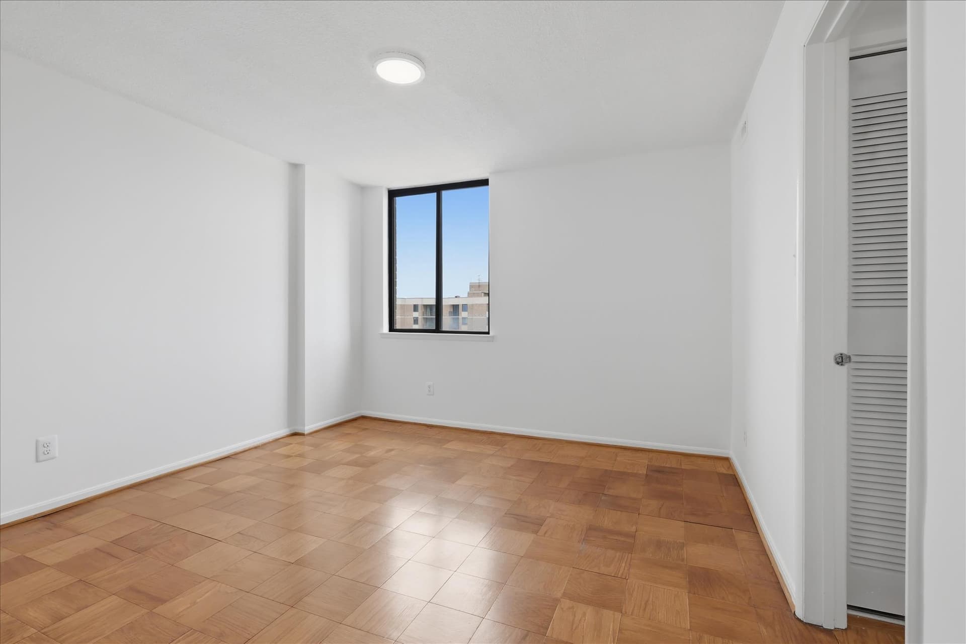 118 Monroe Street #118-1307 photo 11