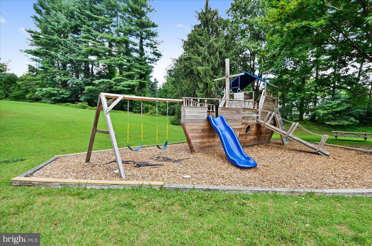 13909 Bethpage Lane photo 39