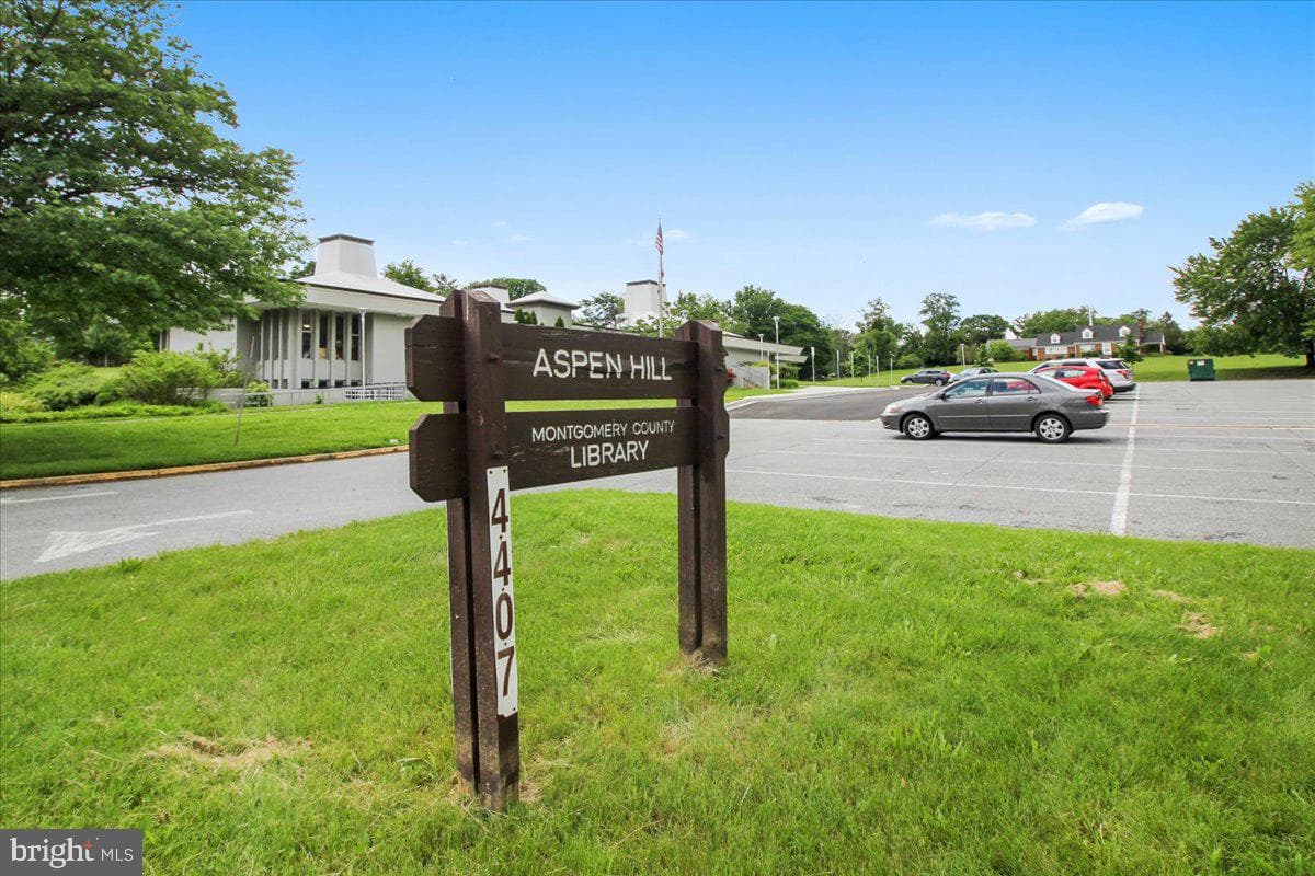 13909 Bethpage Lane photo 53