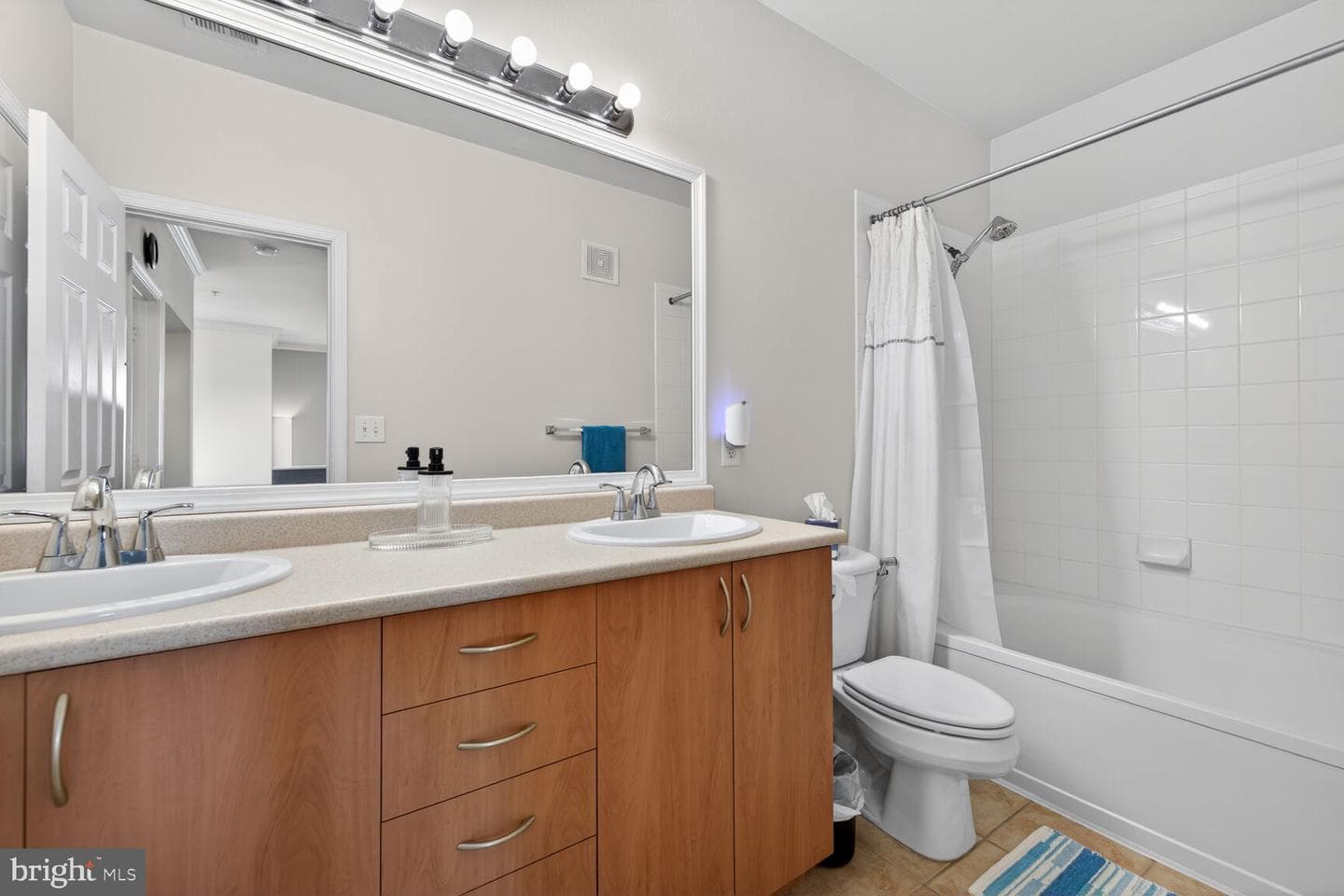 13504 Derry Glen Court #301 photo 12