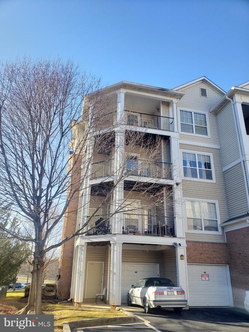 13504 Derry Glen Court #301 photo 2