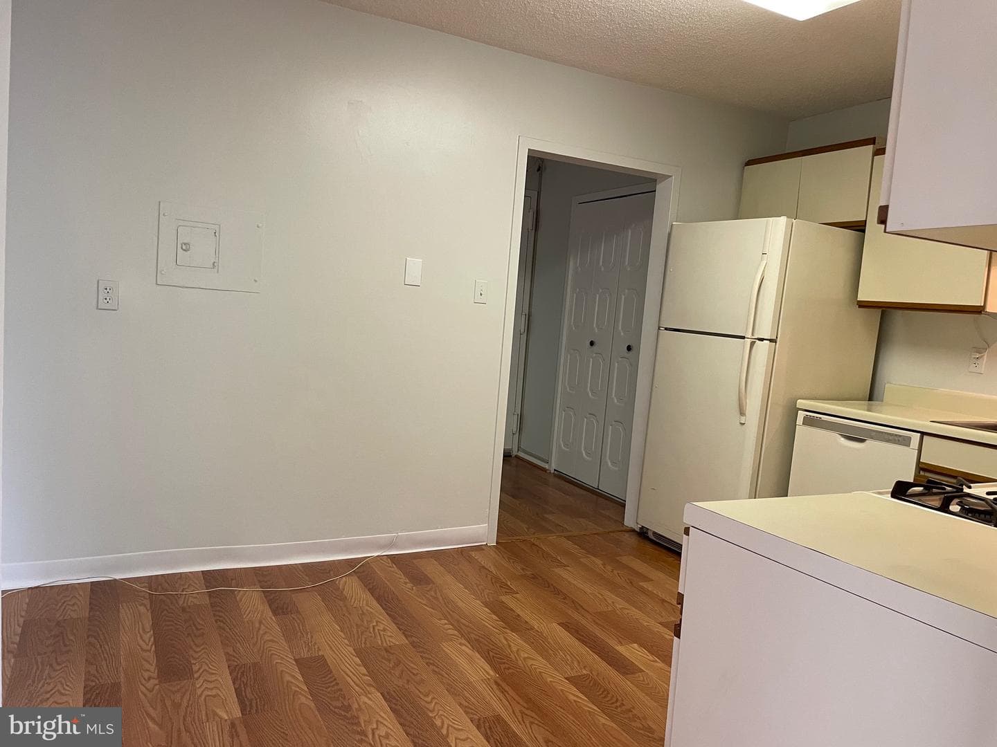 5225 Pooks Hill Road #228s photo 11