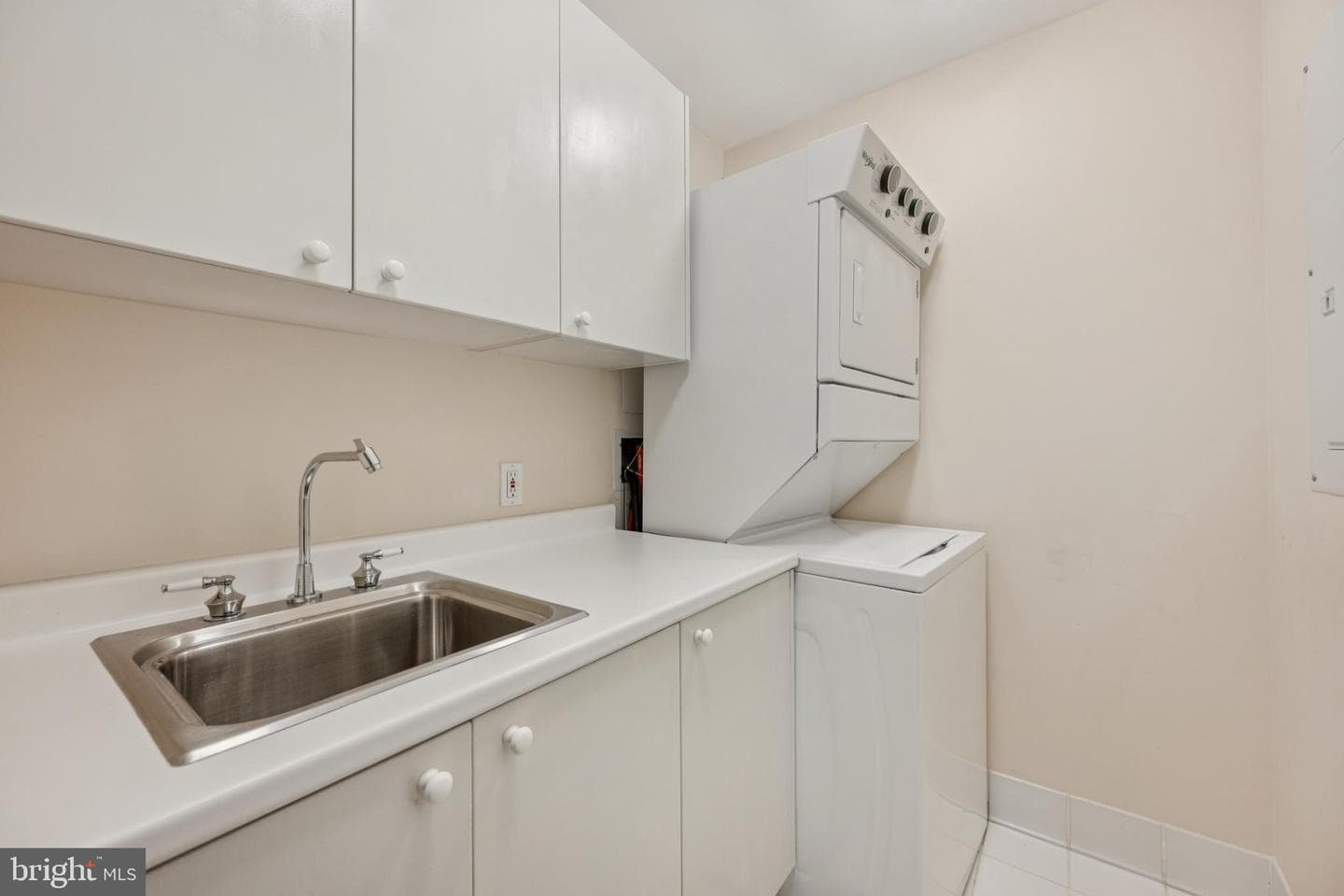 5630 Wisconsin Avenue #506 photo 16