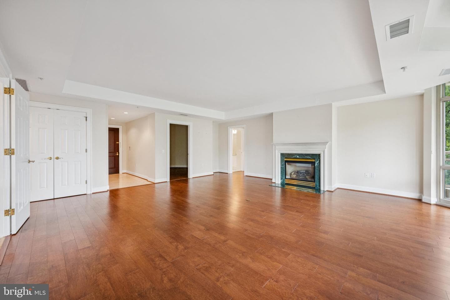 5630 Wisconsin Avenue #506 photo 3
