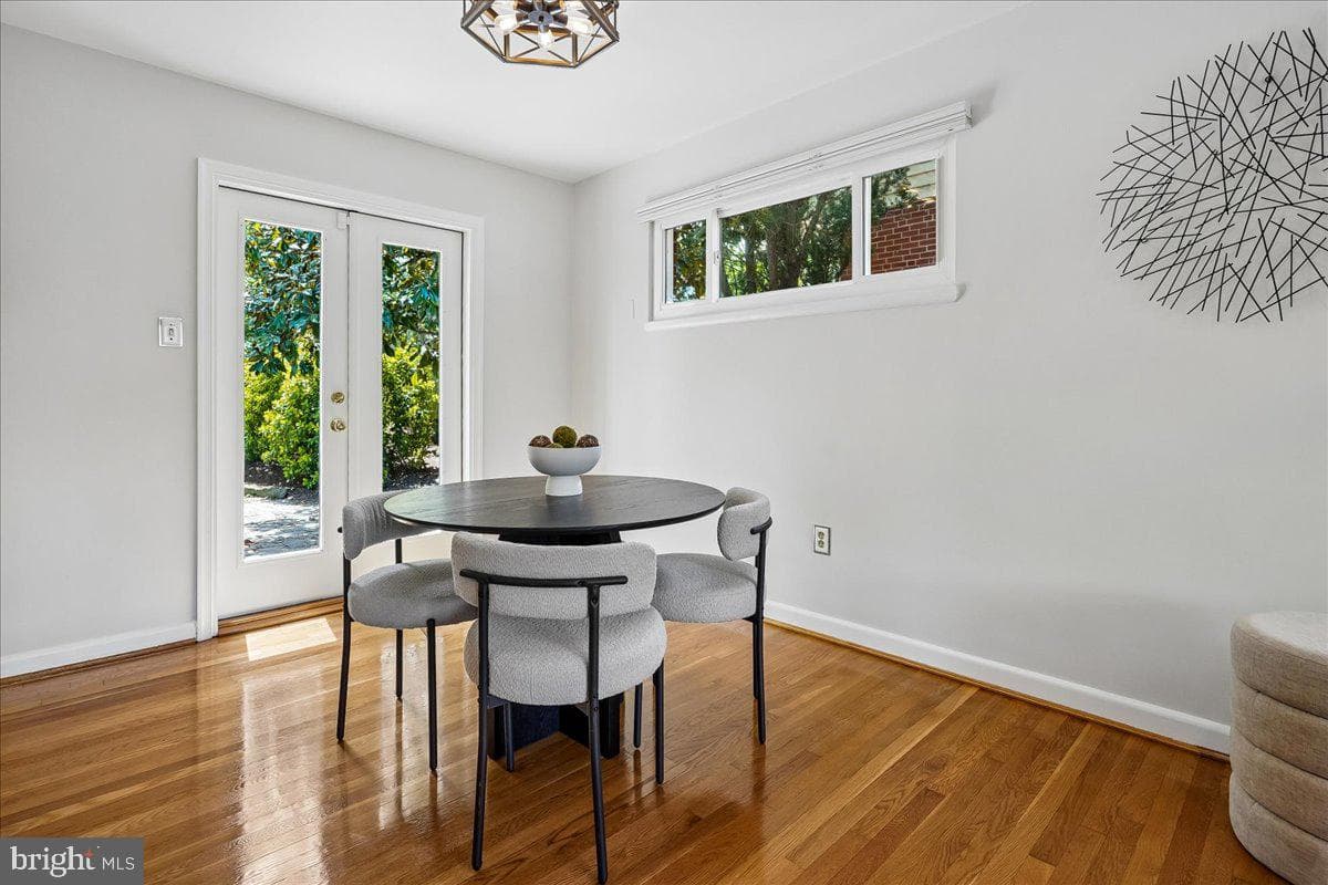 104 Belton Road photo 20