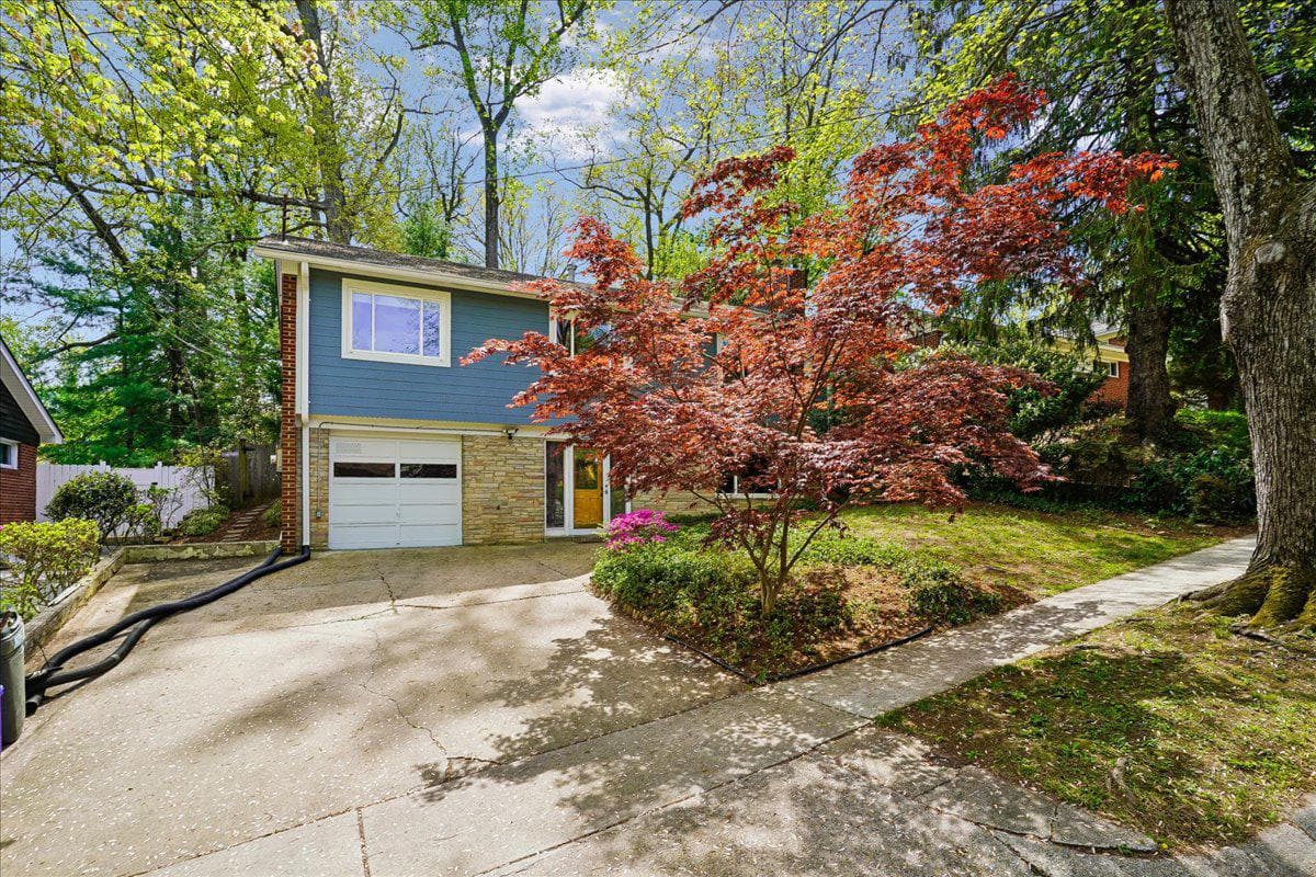 104 Belton Road photo 3
