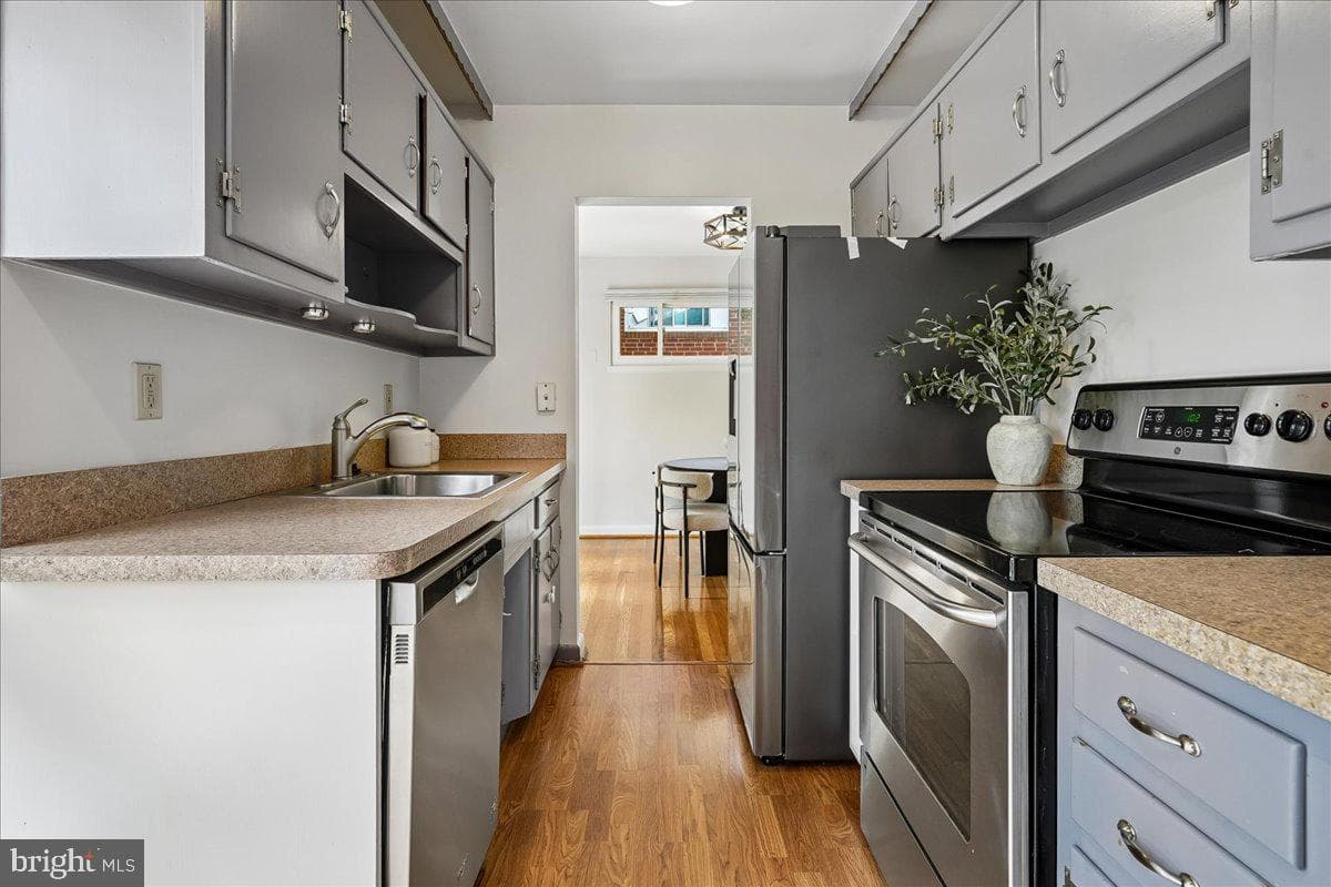 104 Belton Road photo 30