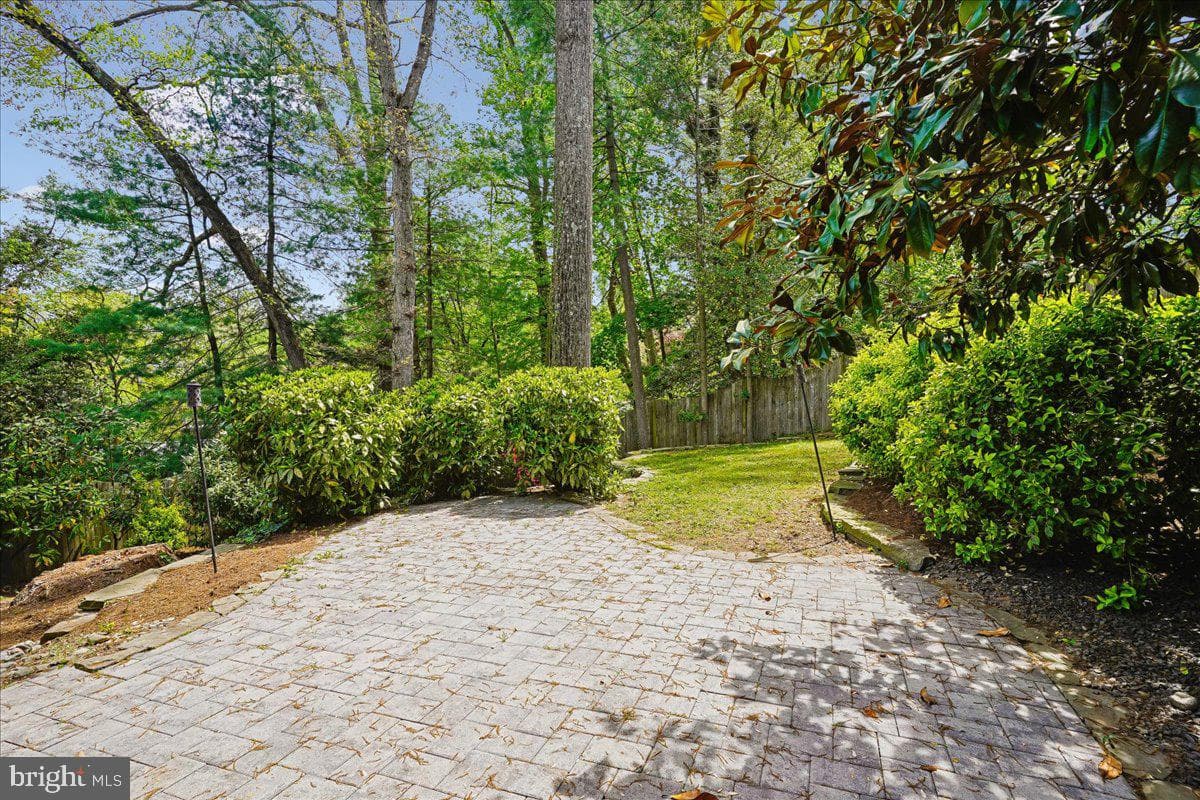 104 Belton Road photo 47