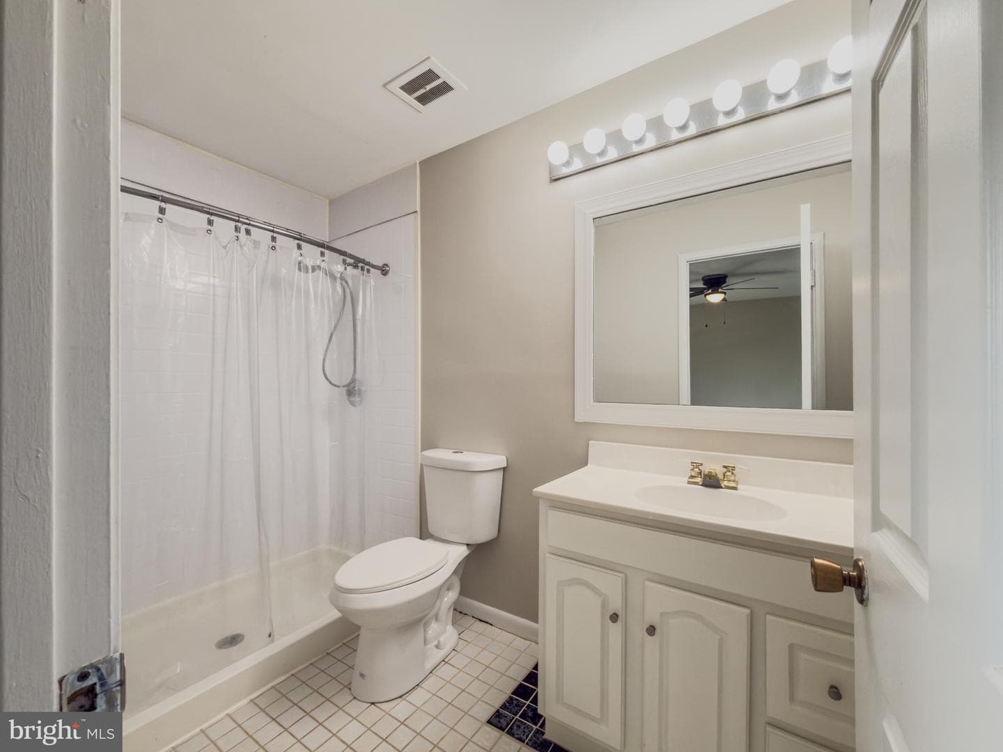 14900 Hydrus Road photo 23