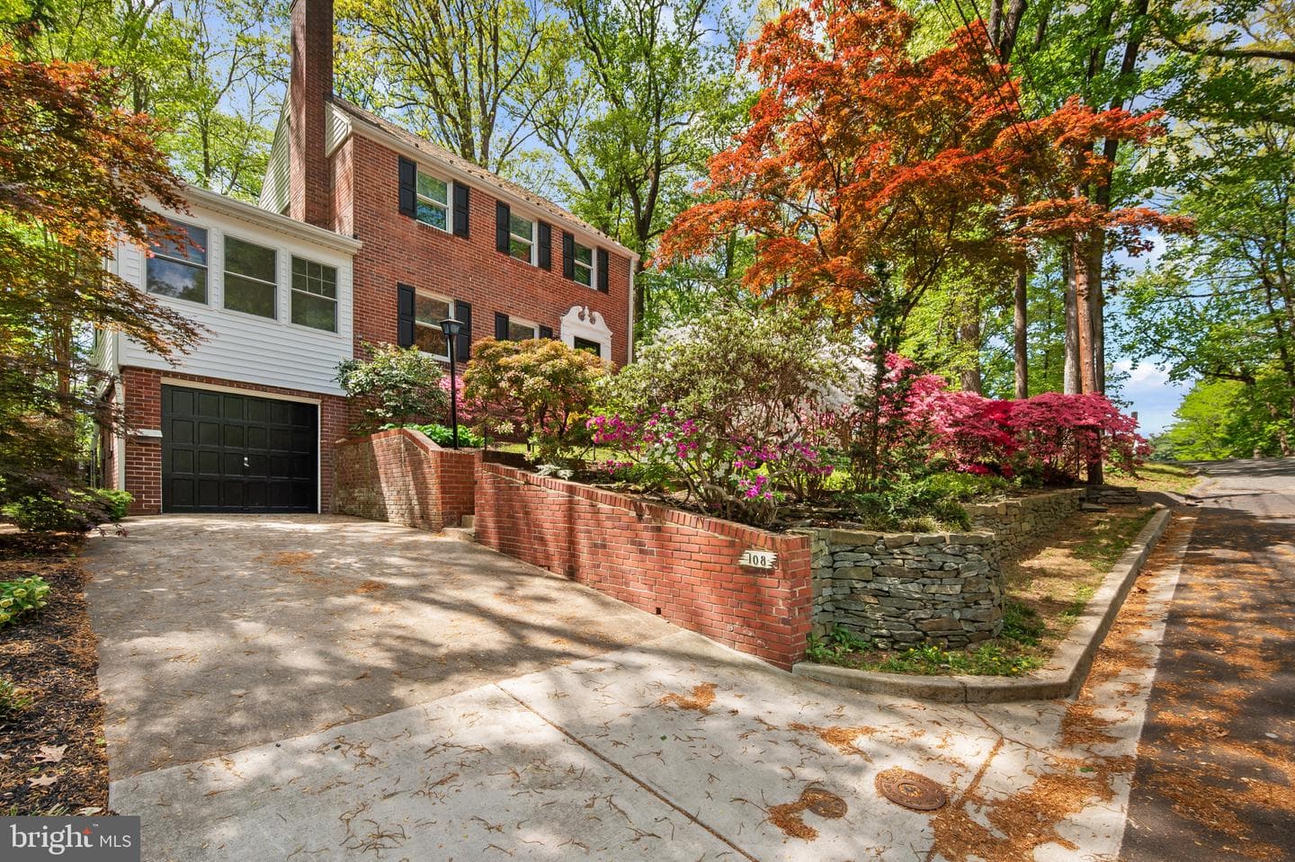 108 Denver Road photo 2