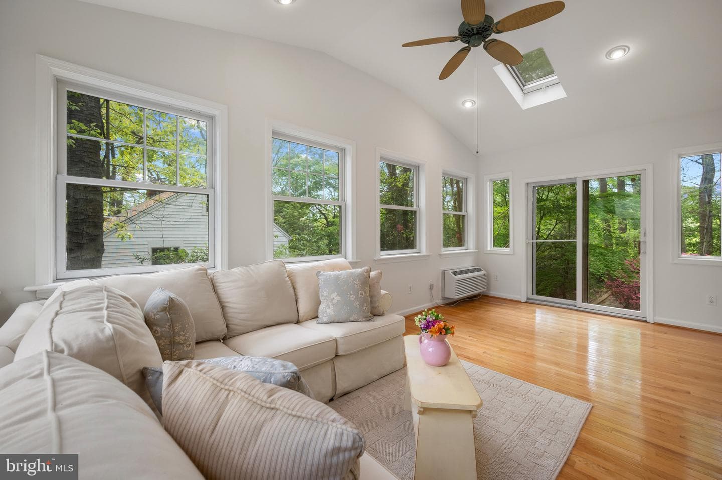 108 Denver Road photo 9