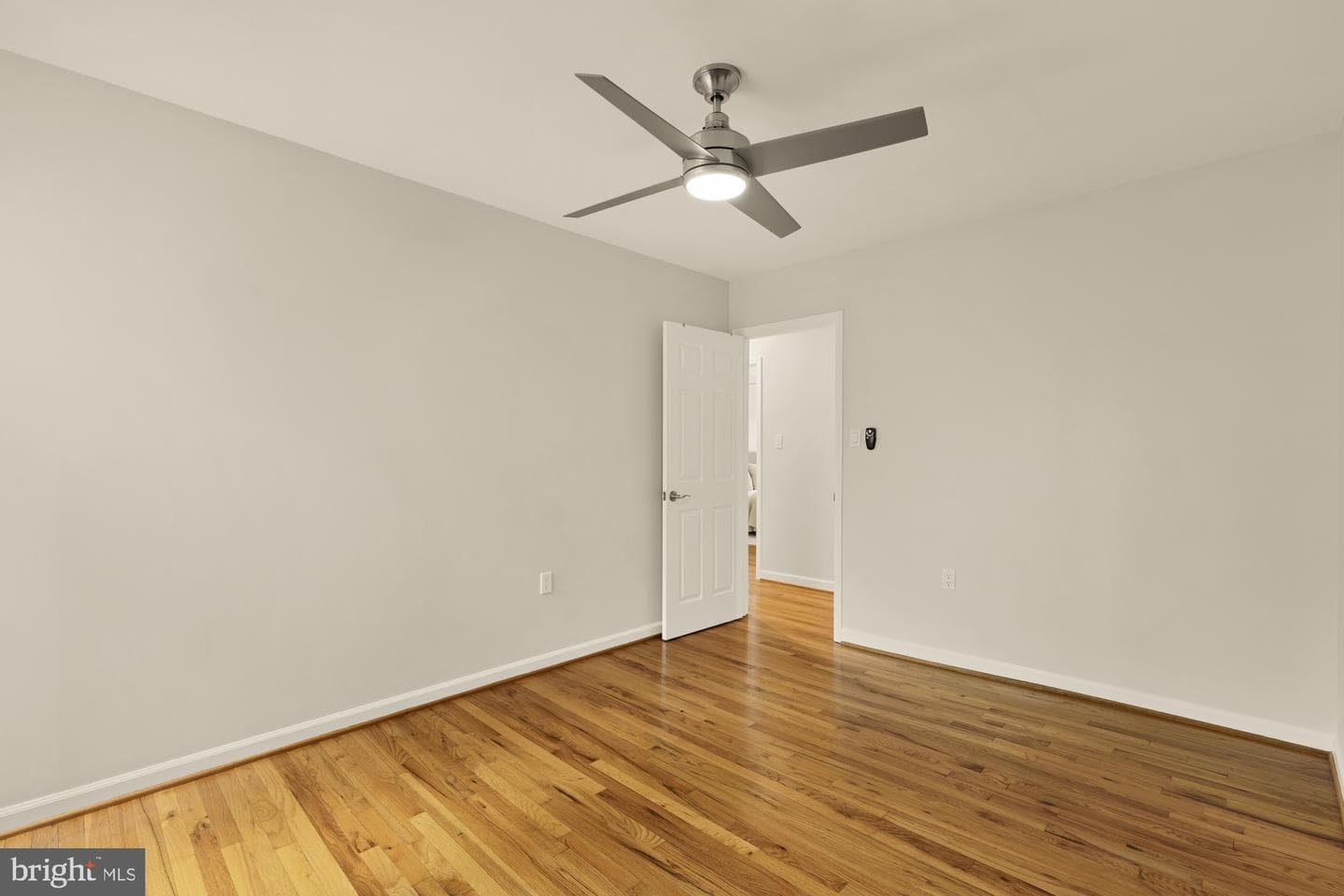 8107 Inverness Ridge Road photo 33