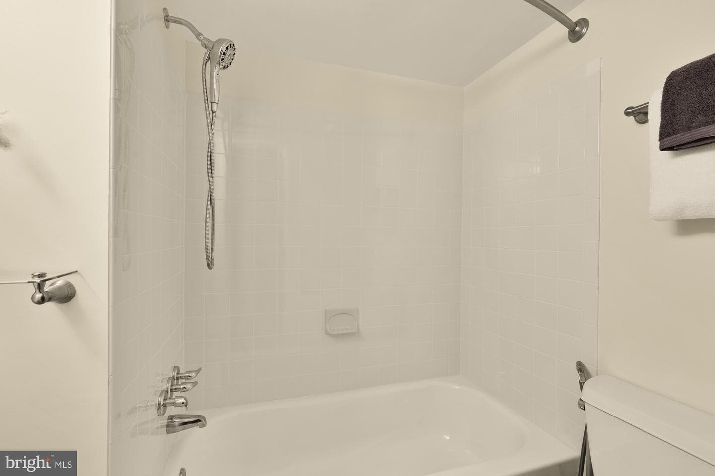 8107 Inverness Ridge Road photo 48