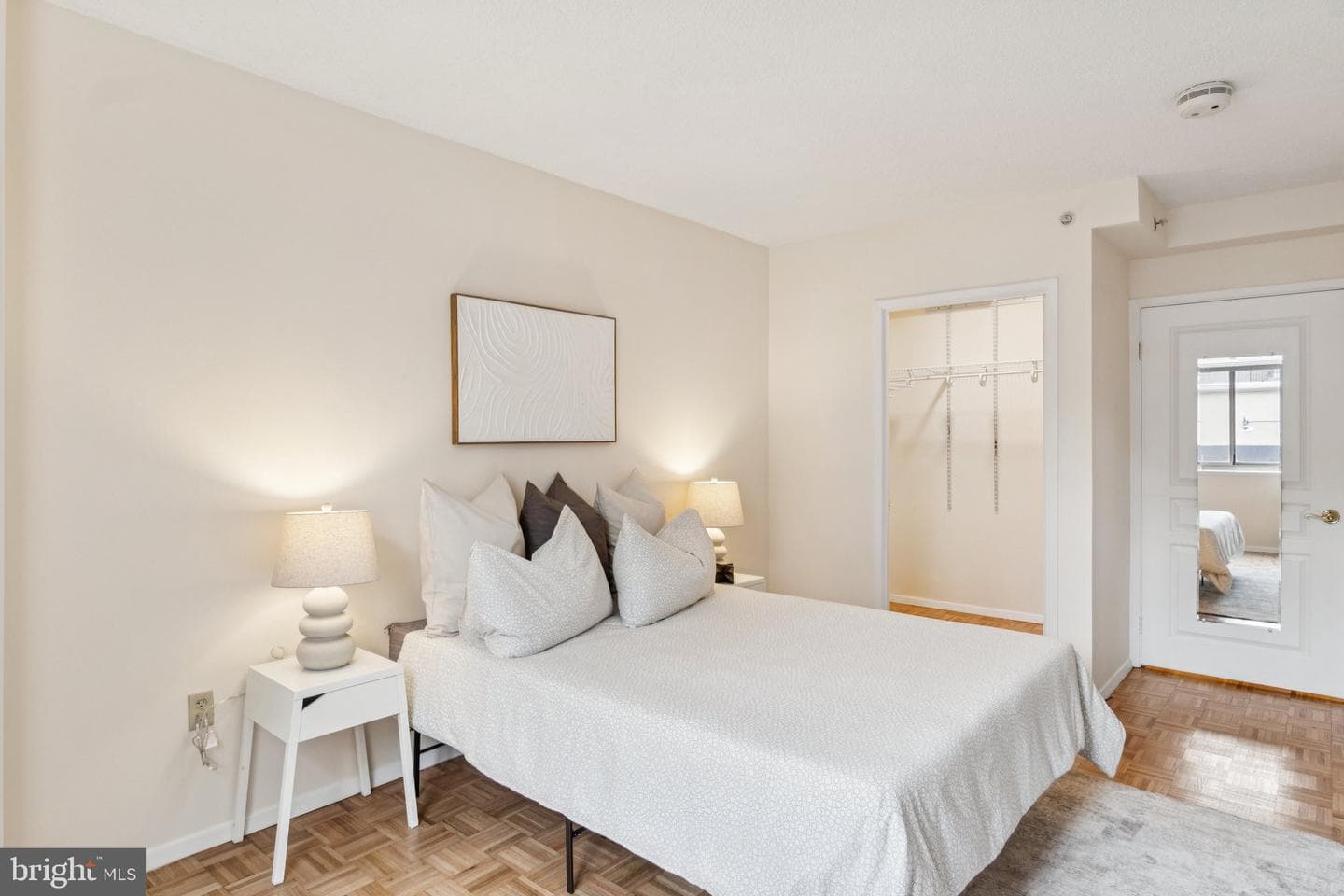 7111 Woodmont Avenue #316 photo 15