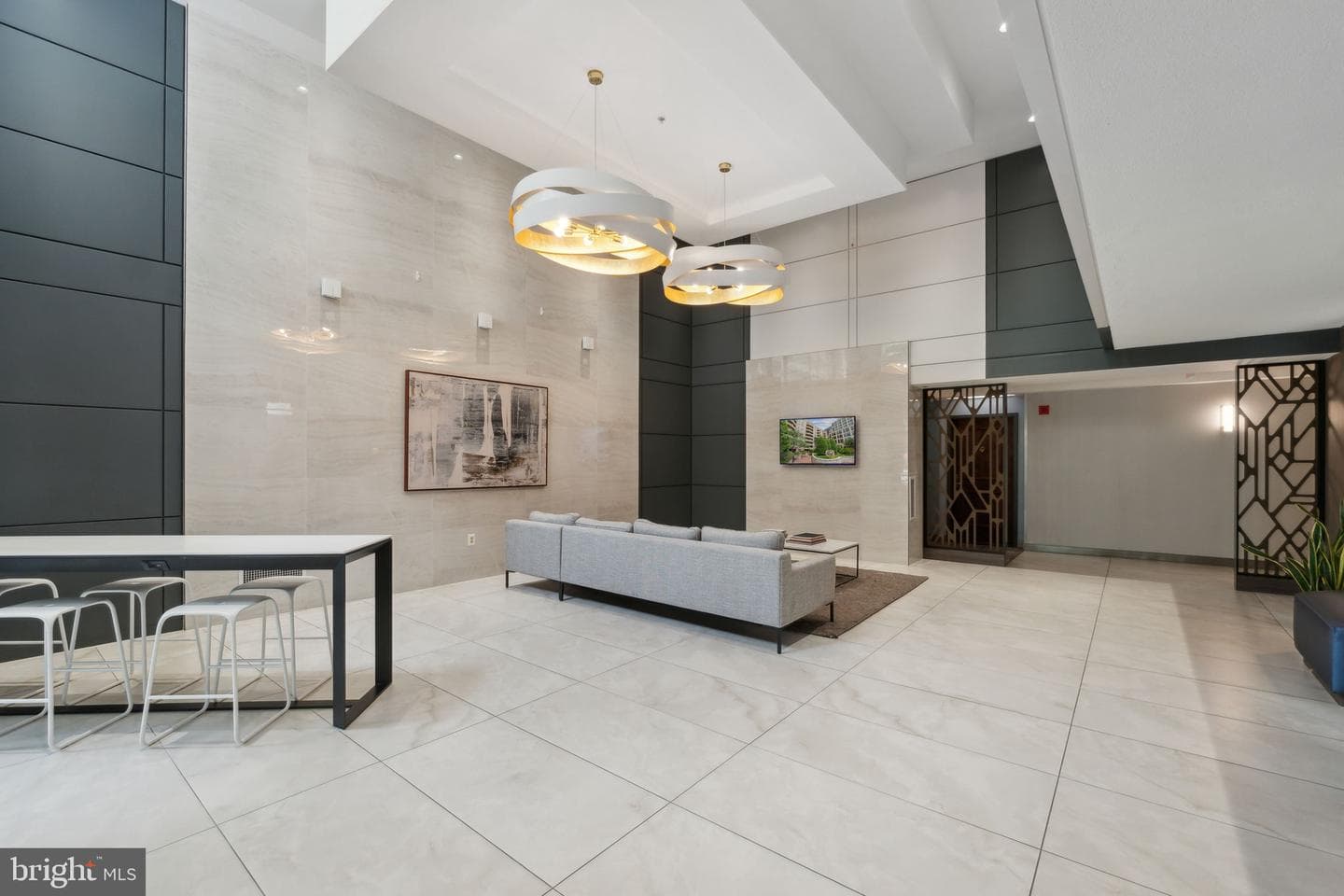 7111 Woodmont Avenue #316 photo 32