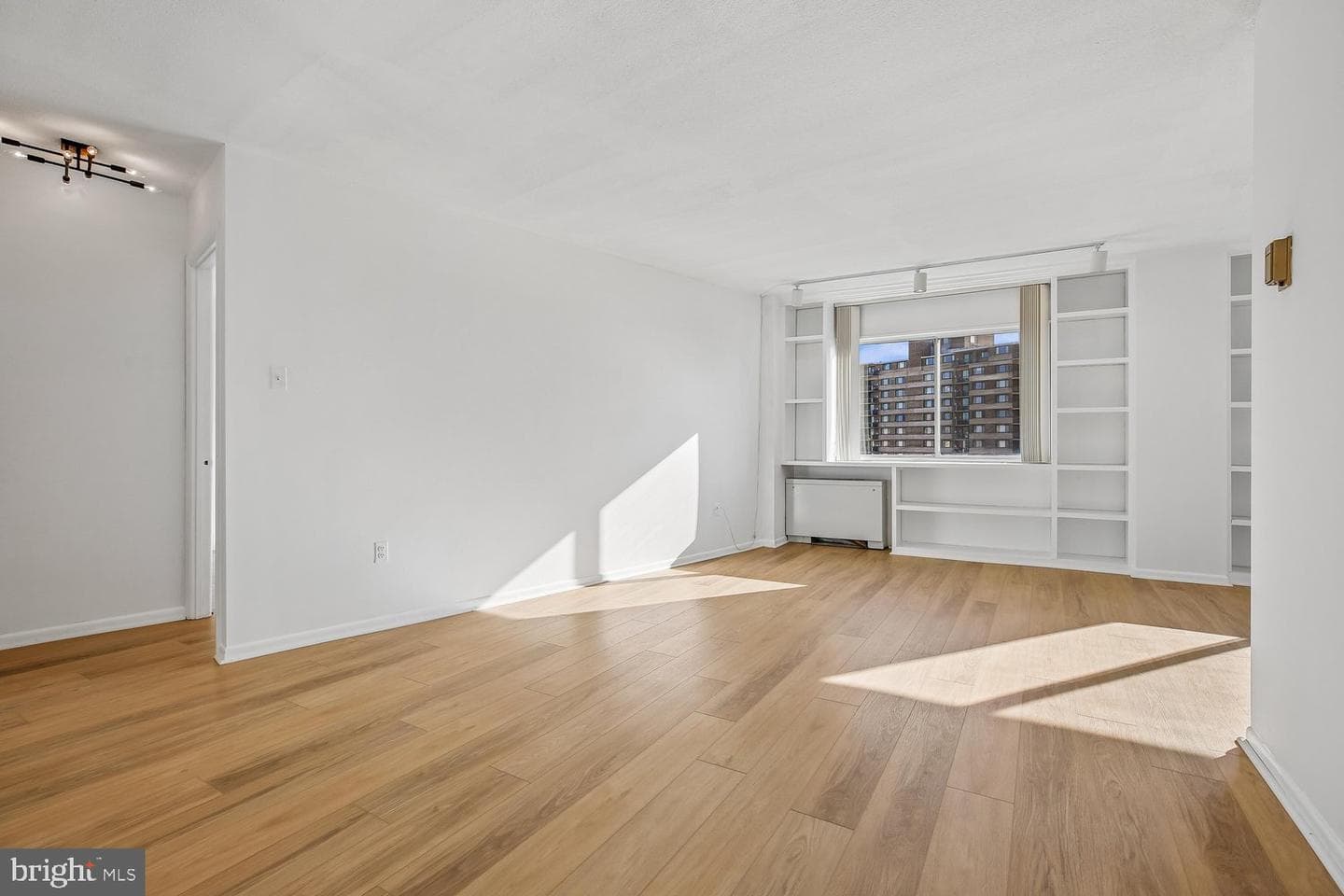 1121 University Boulevard W #1111 photo 10
