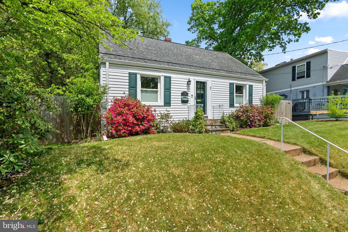 10604 S Dunmoor Drive photo 2