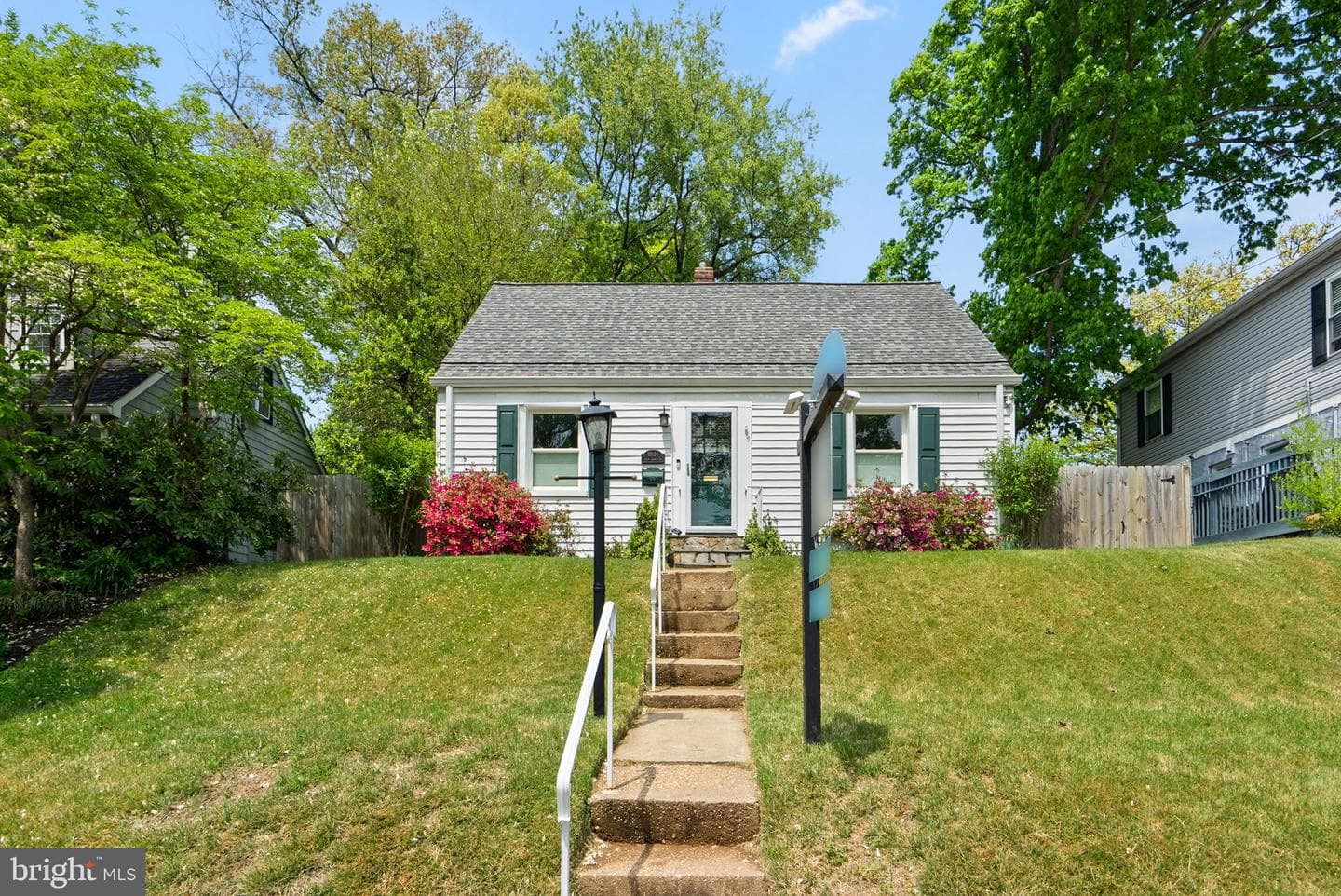 10604 S Dunmoor Drive photo 3