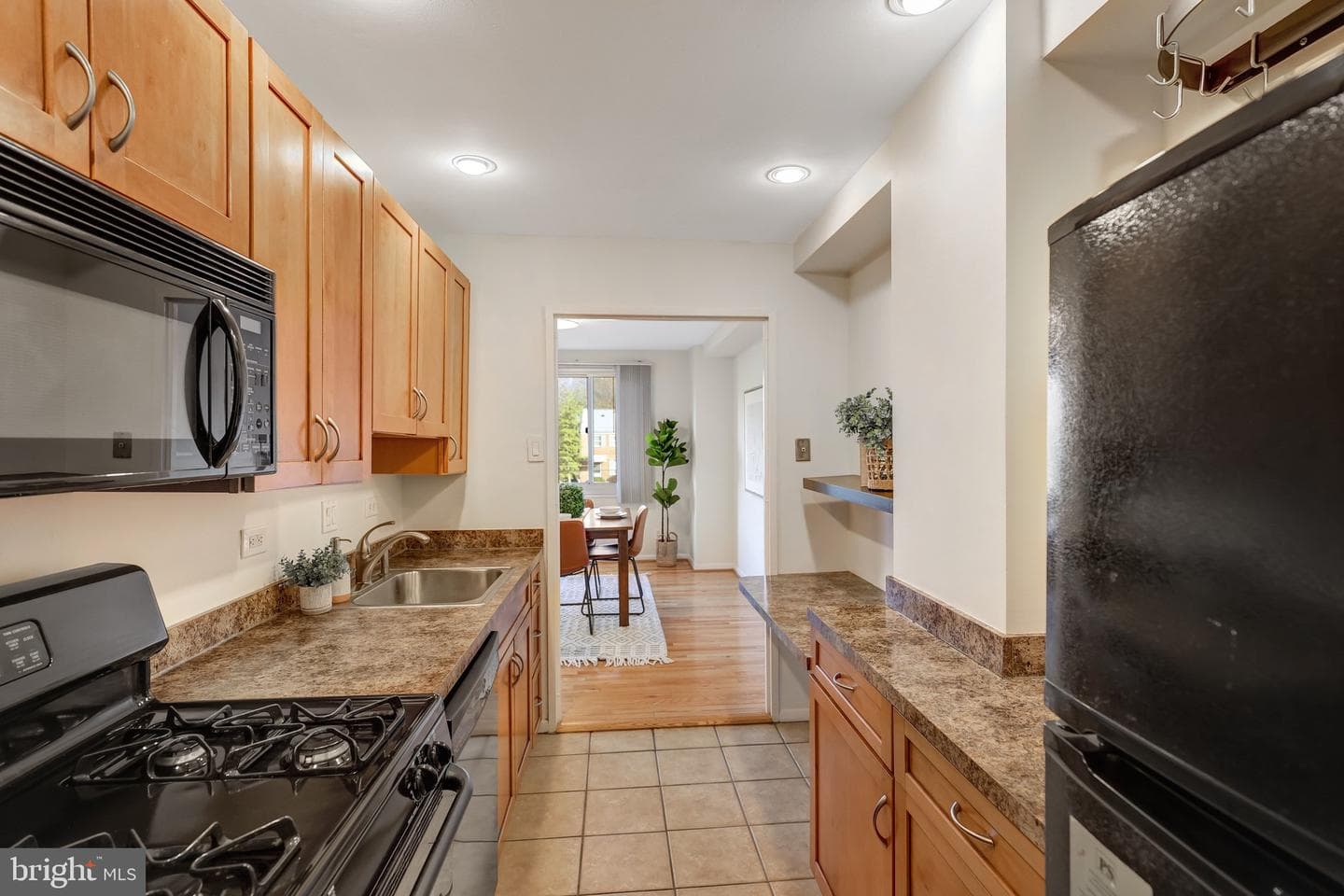 1900 Lyttonsville Road #504 photo 7