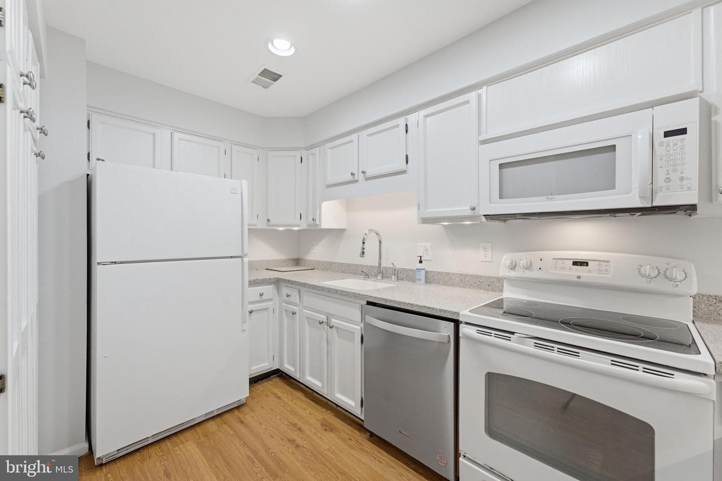 5705 Brewer House Circle #t-2 photo 13