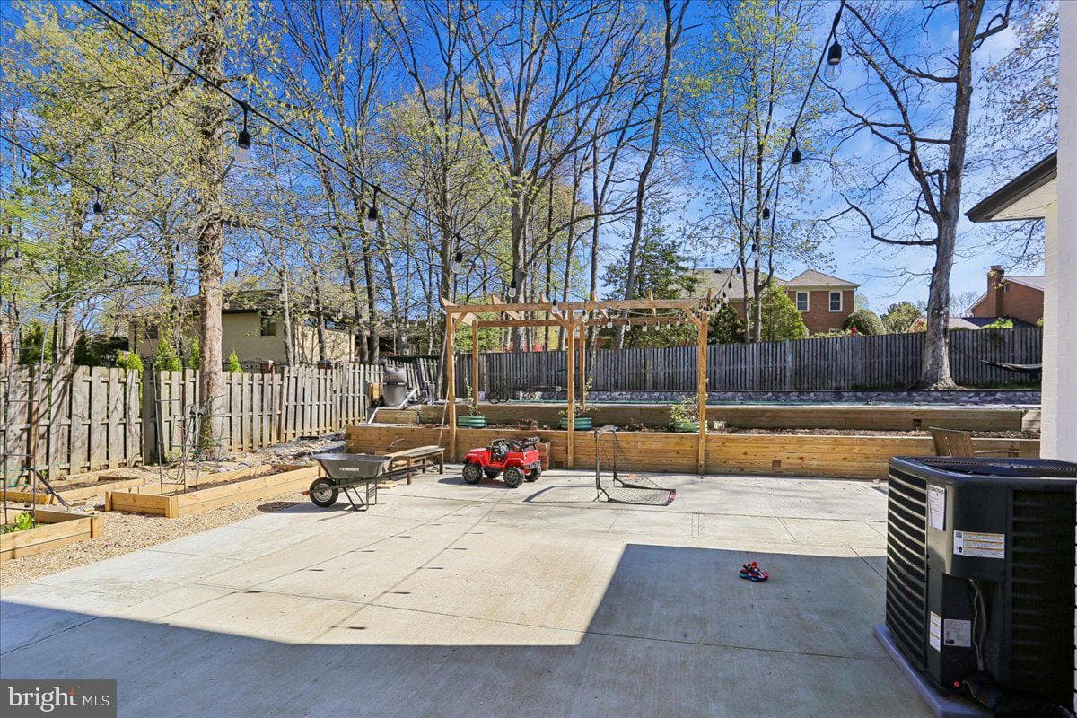 9925 Conestoga Way photo 77