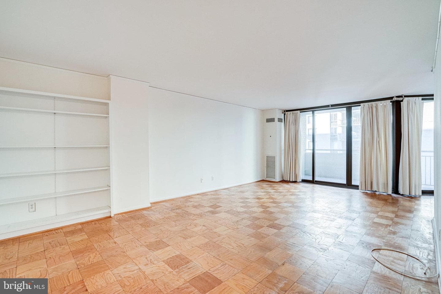 4620 N Park Ave # 709E photo 20
