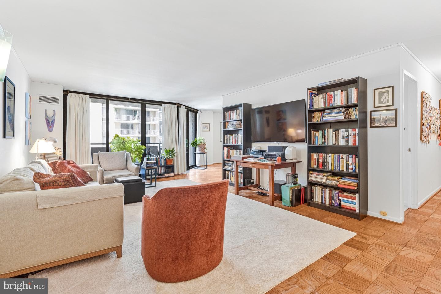 4620 N Park Ave # 709E photo 23
