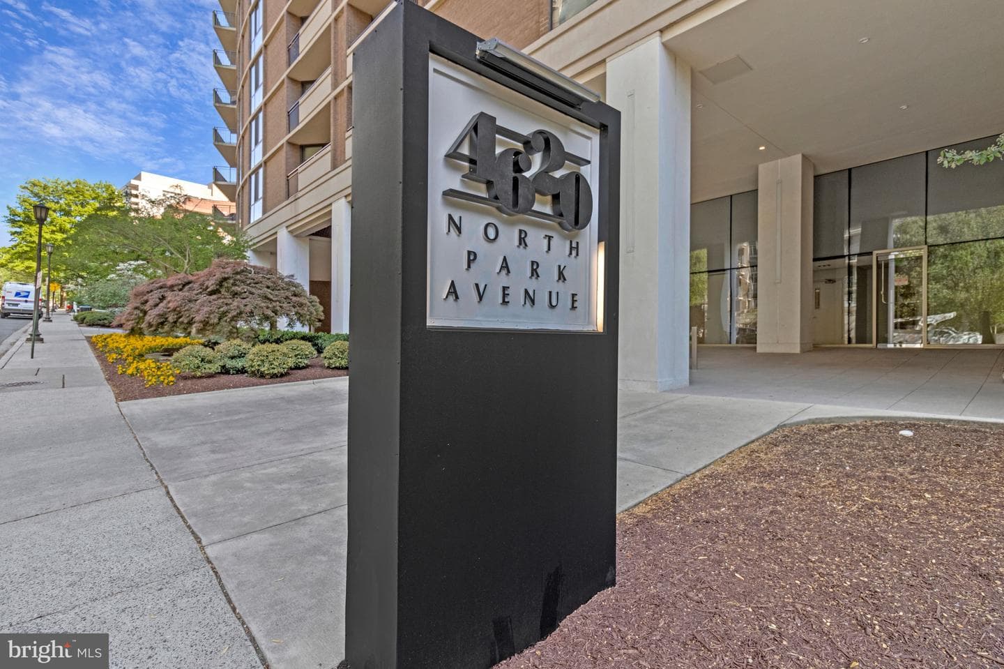 4620 N Park Ave # 709E photo 3