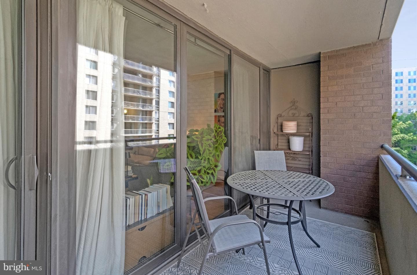 4620 N Park Ave # 709E photo 36