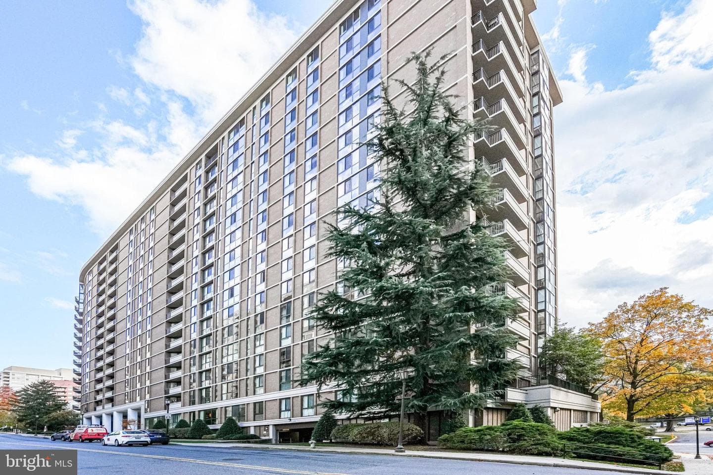 4620 N Park Ave # 709E photo 64