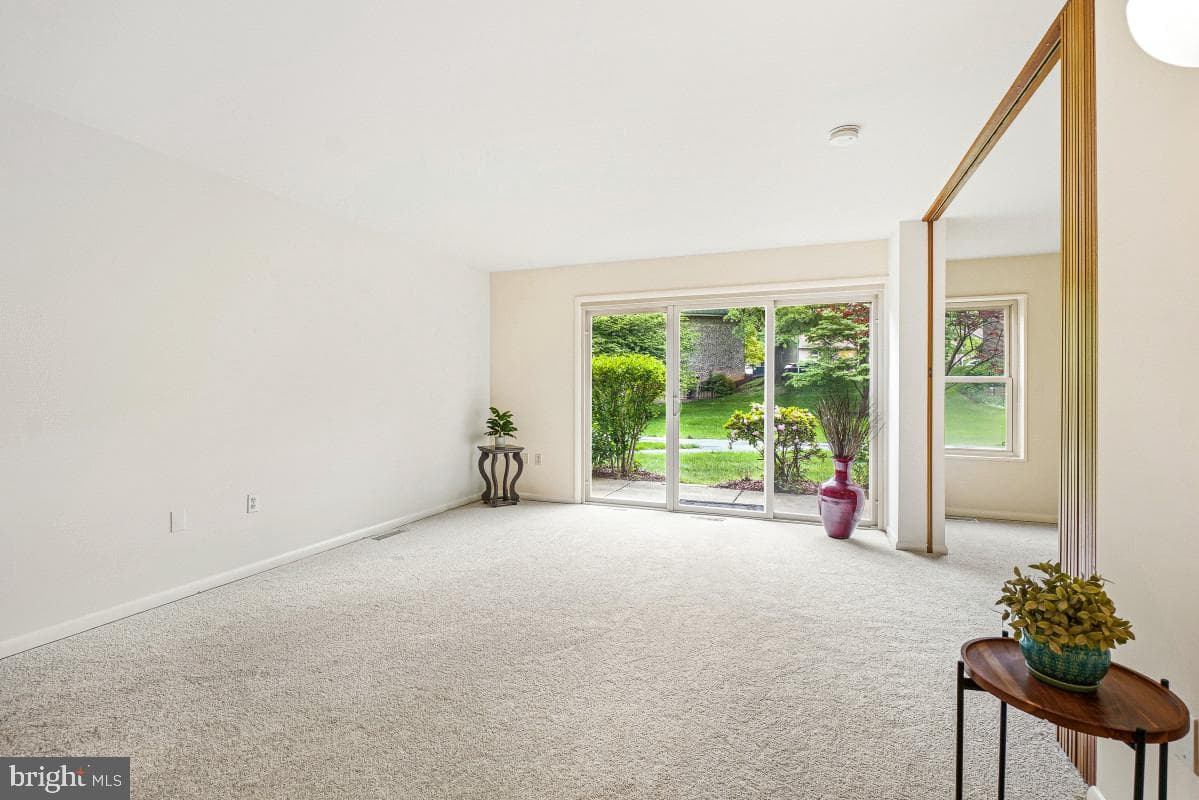 3350 Chiswick Court #57-1a photo 2
