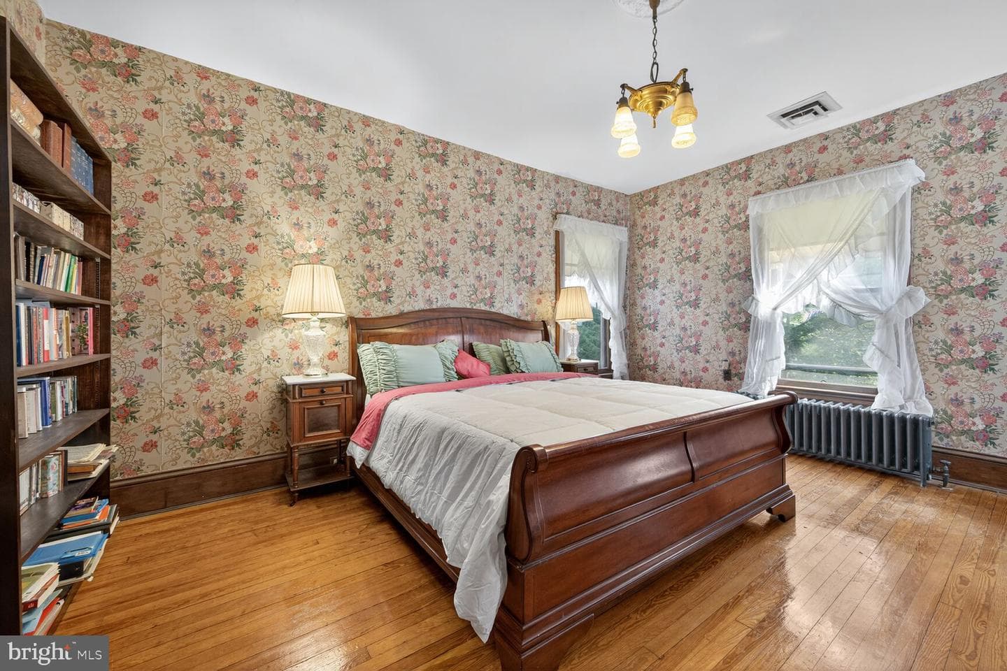 3911 Prospect Street photo 34