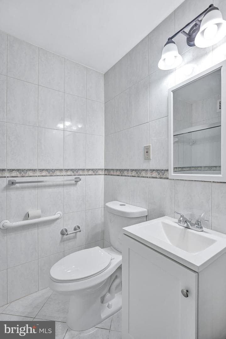 5301 Westbard Circle #429 photo 17