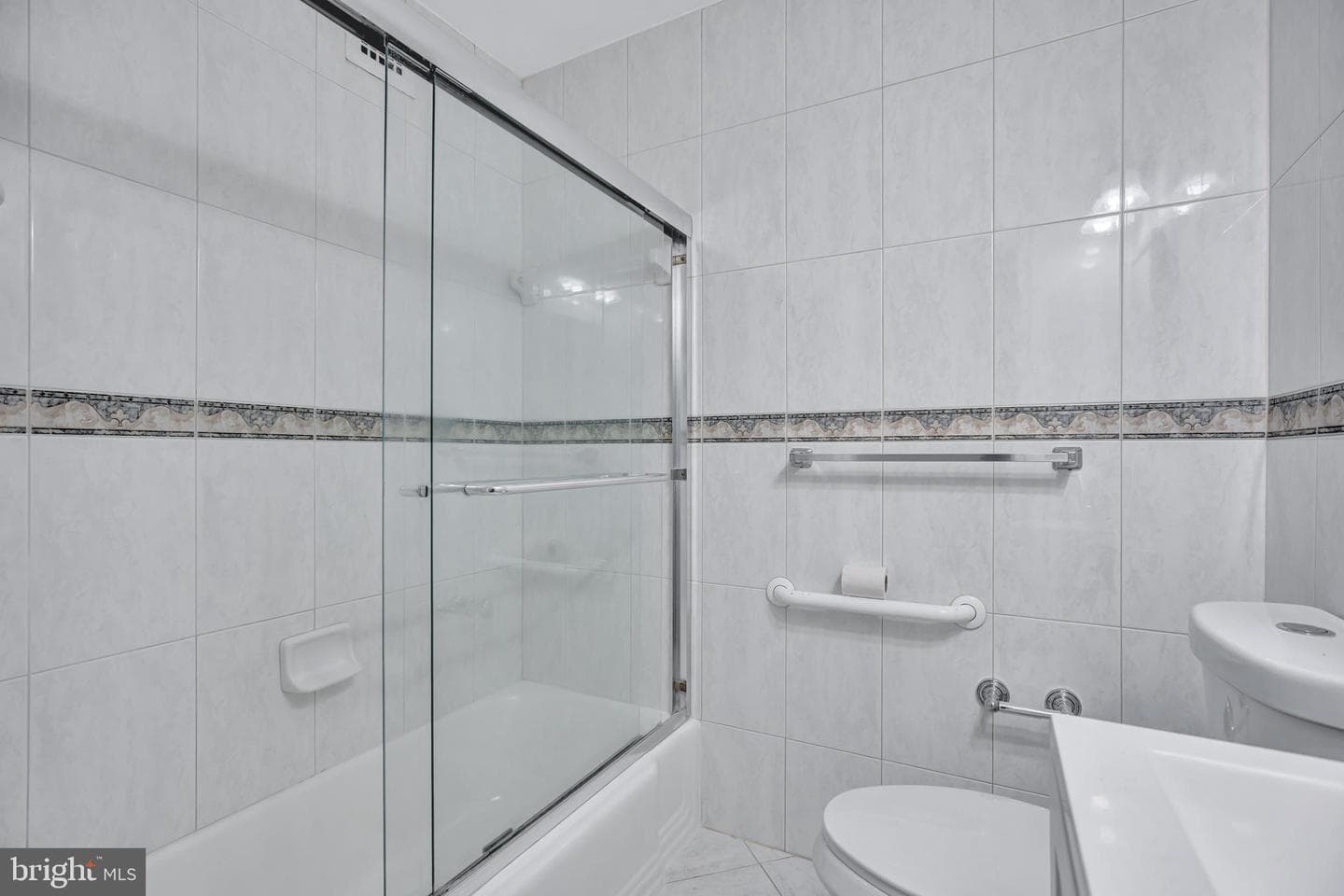 5301 Westbard Circle #429 photo 18
