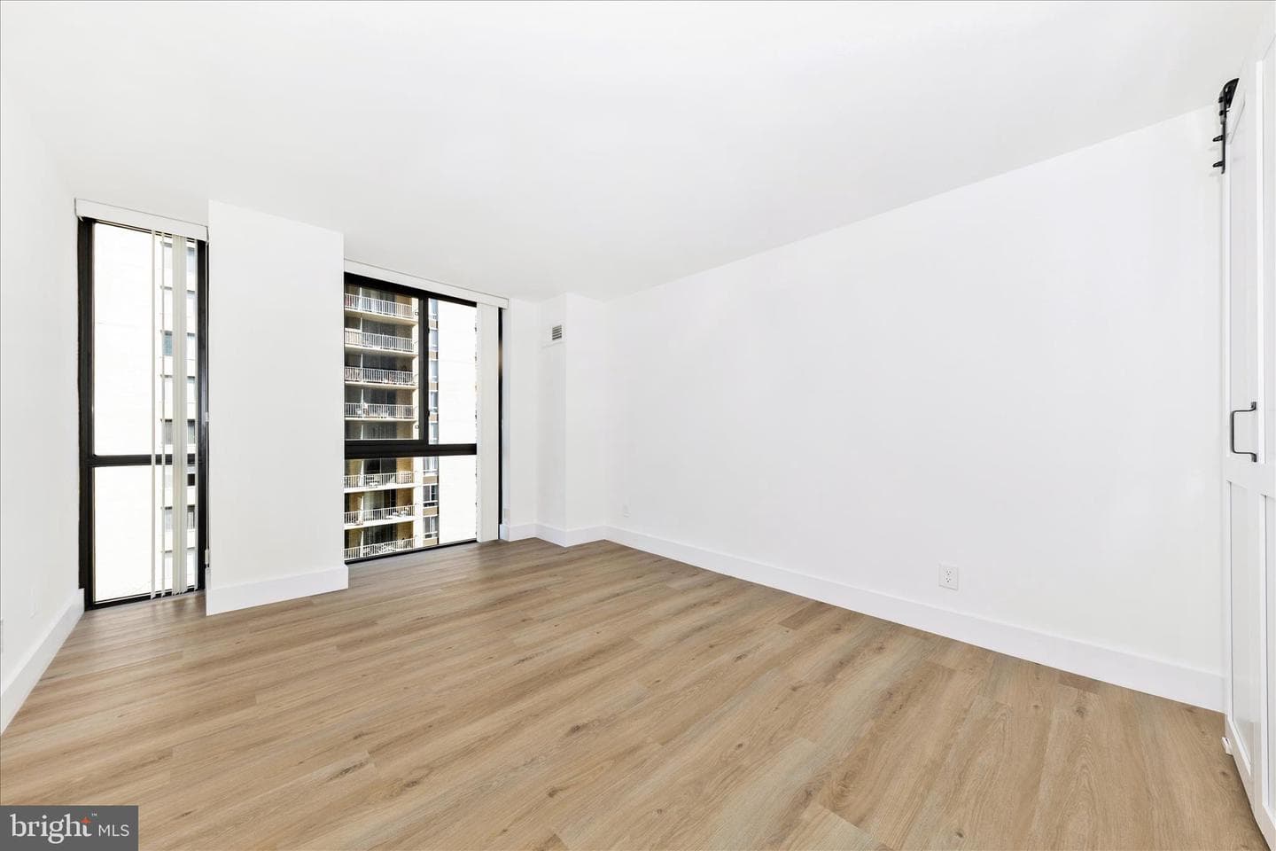 4620 N Park Avenue #902w photo 14