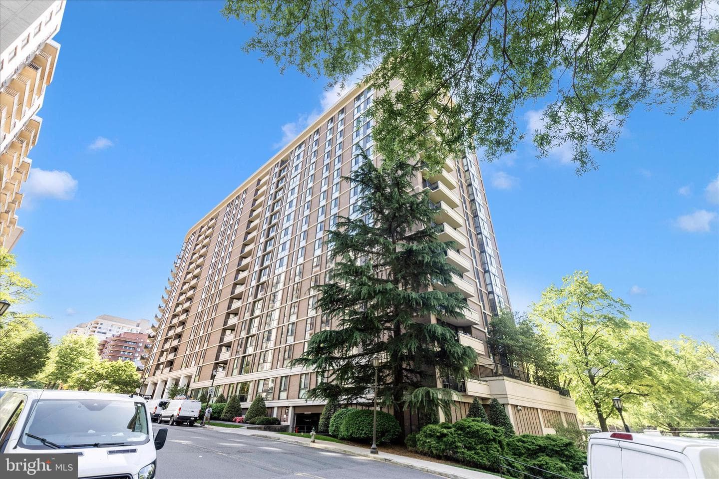 4620 N Park Avenue #902w photo 24