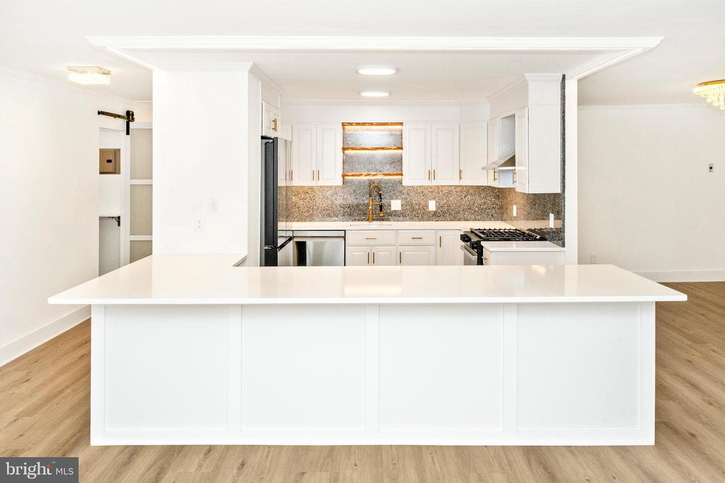 4620 N Park Avenue #902w photo 3