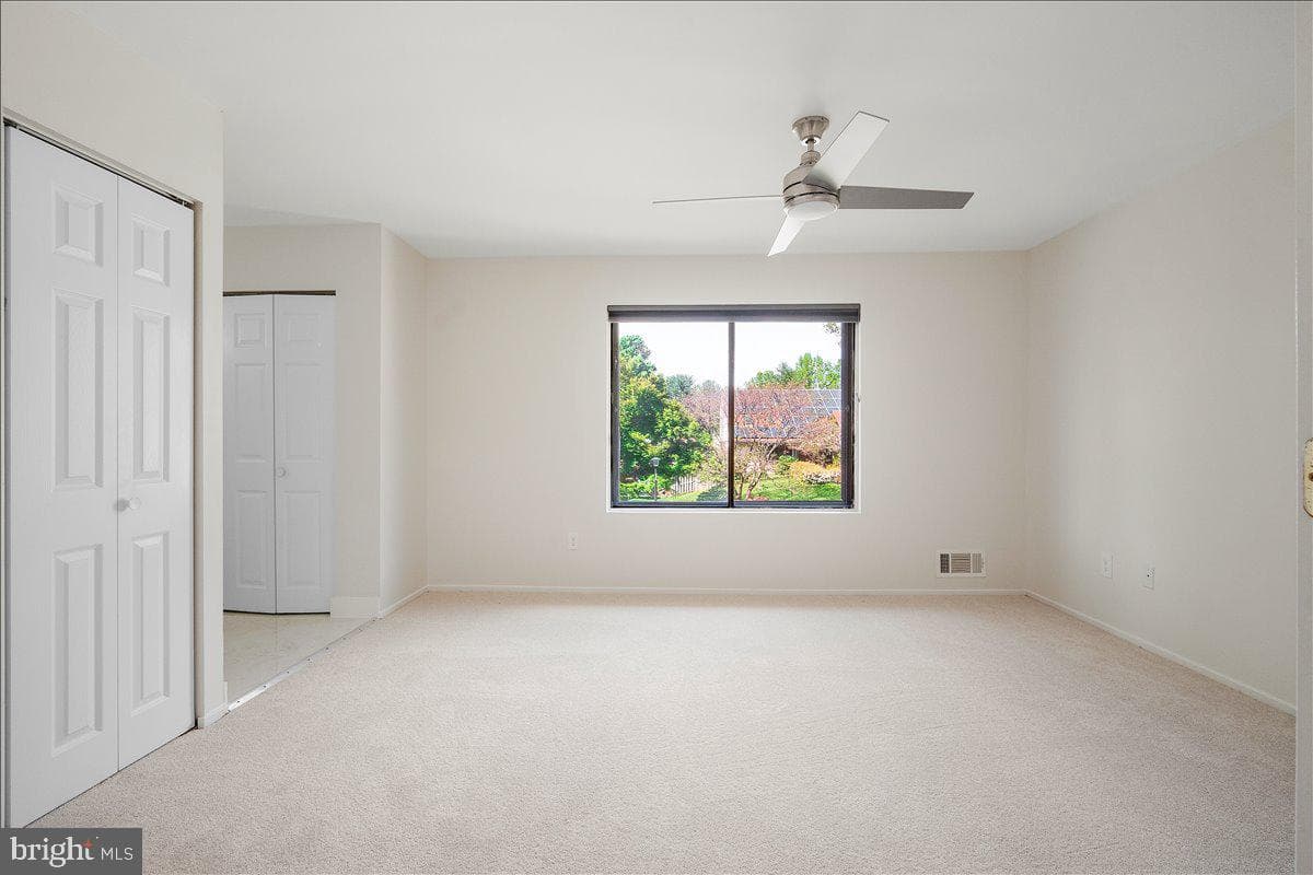 3912 Gelding Lane photo 13