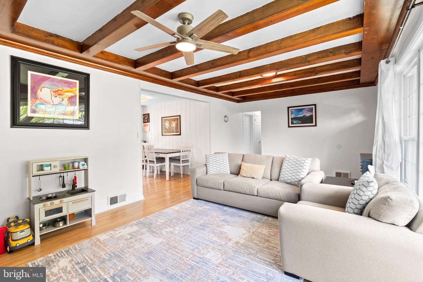 10310 Brunswick Avenue photo 10