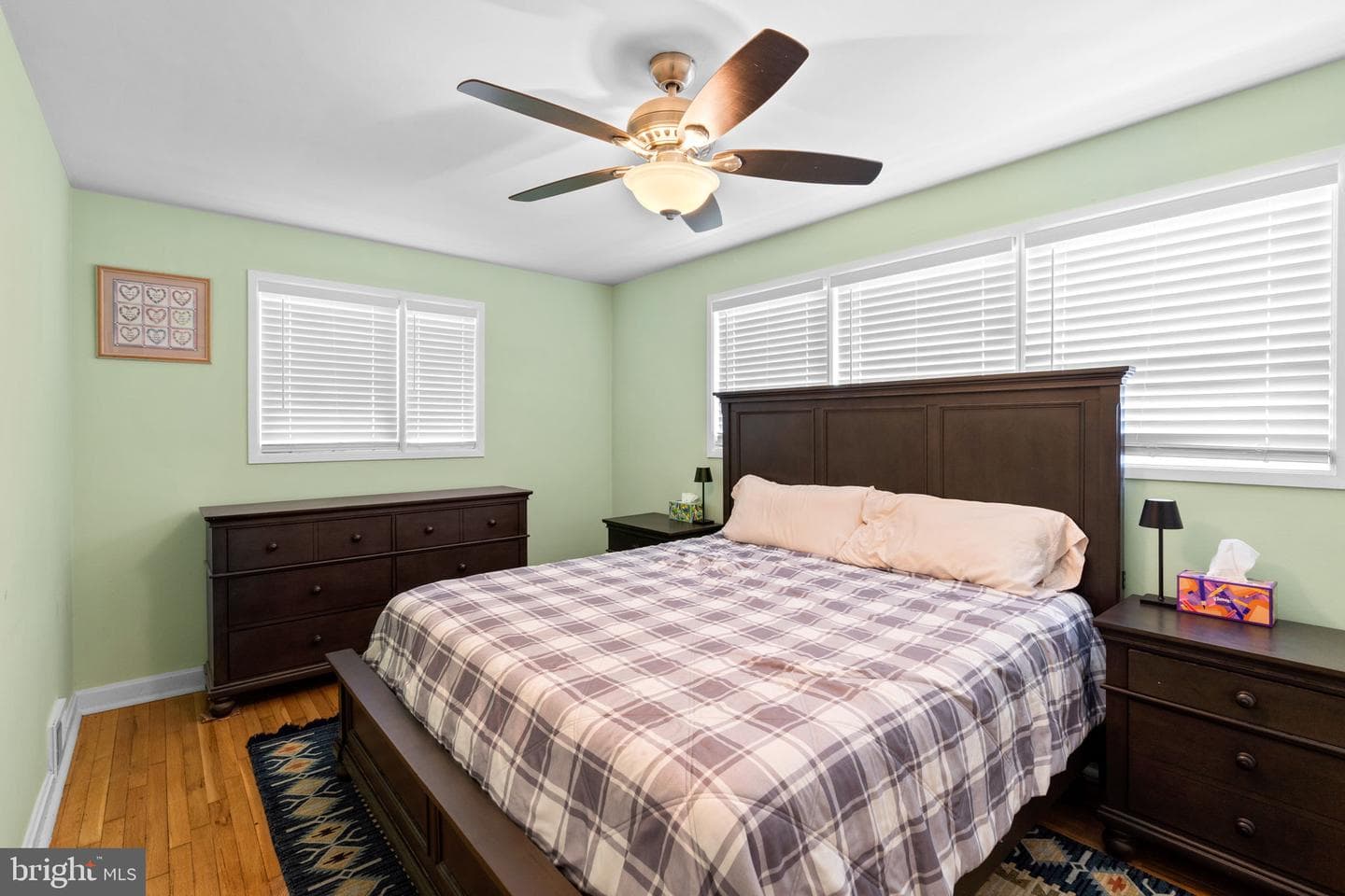 10310 Brunswick Avenue photo 22