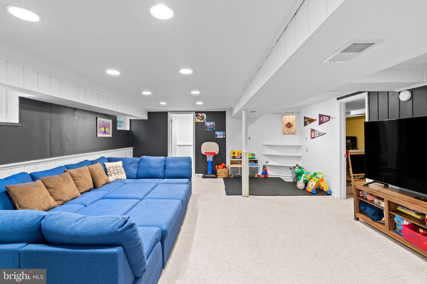 10310 Brunswick Avenue photo 27