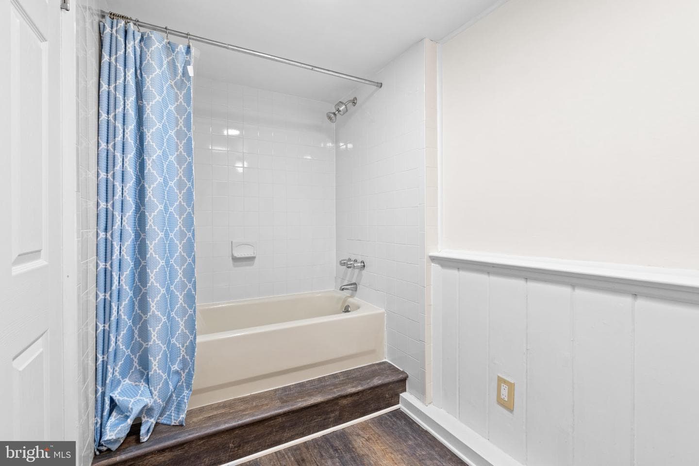 10310 Brunswick Avenue photo 36