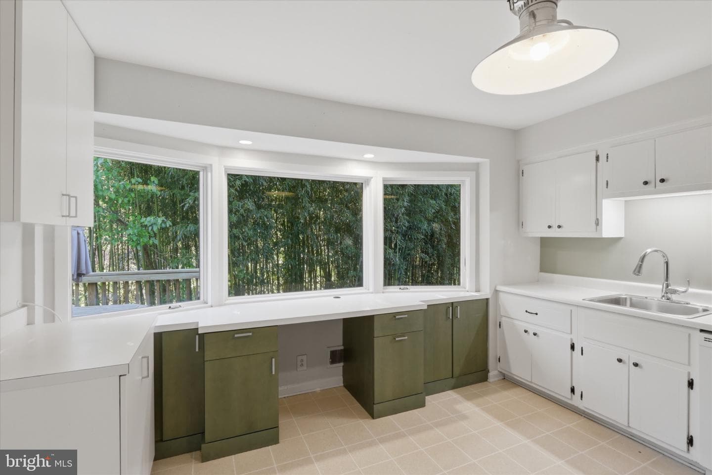 8104 Hawthorne Court photo 14