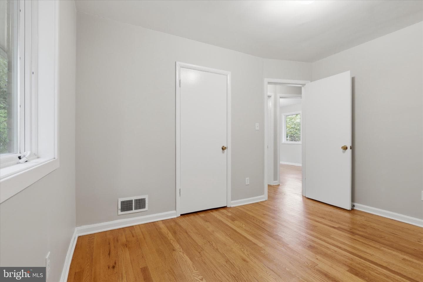 8104 Hawthorne Court photo 19