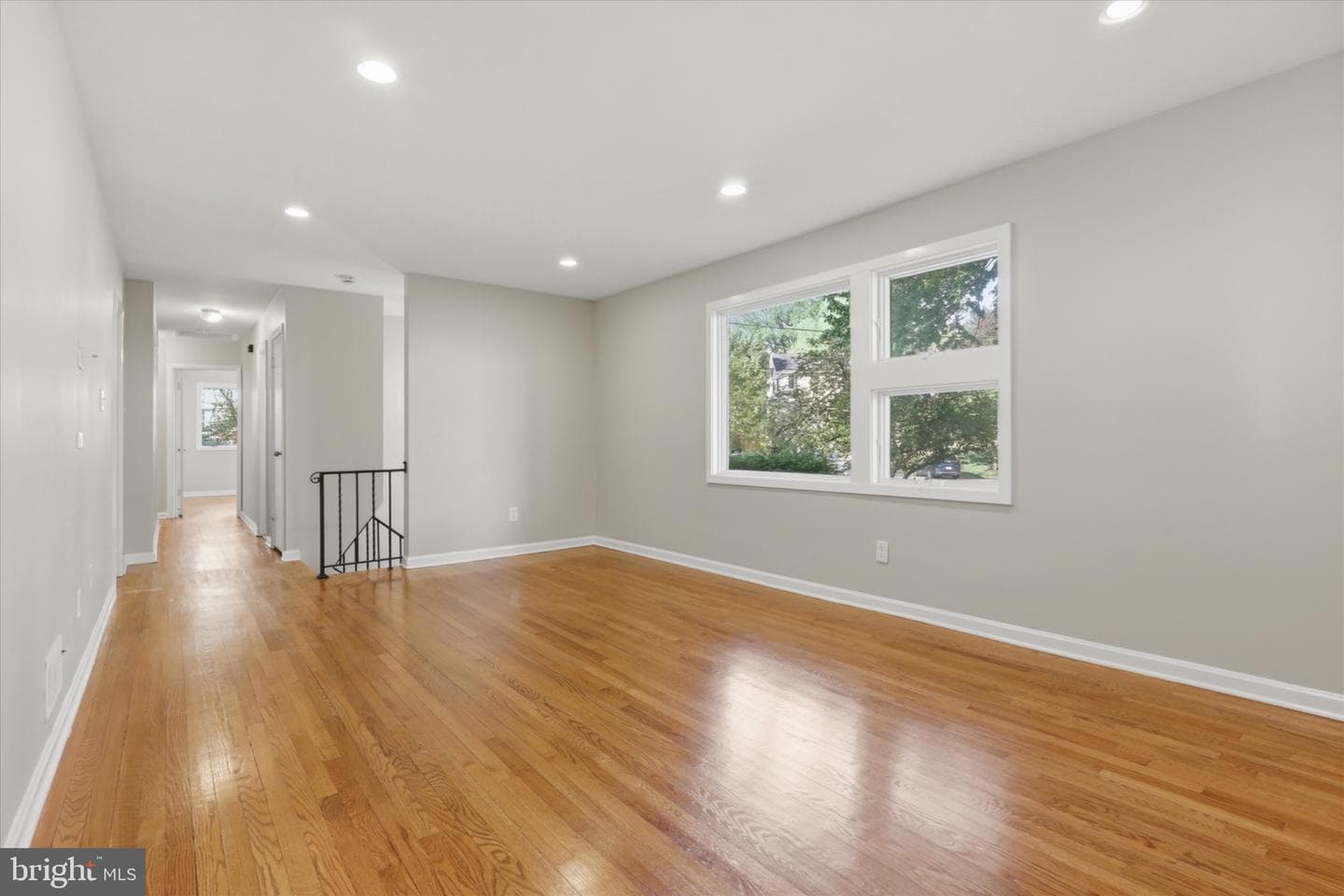 8104 Hawthorne Court photo 6