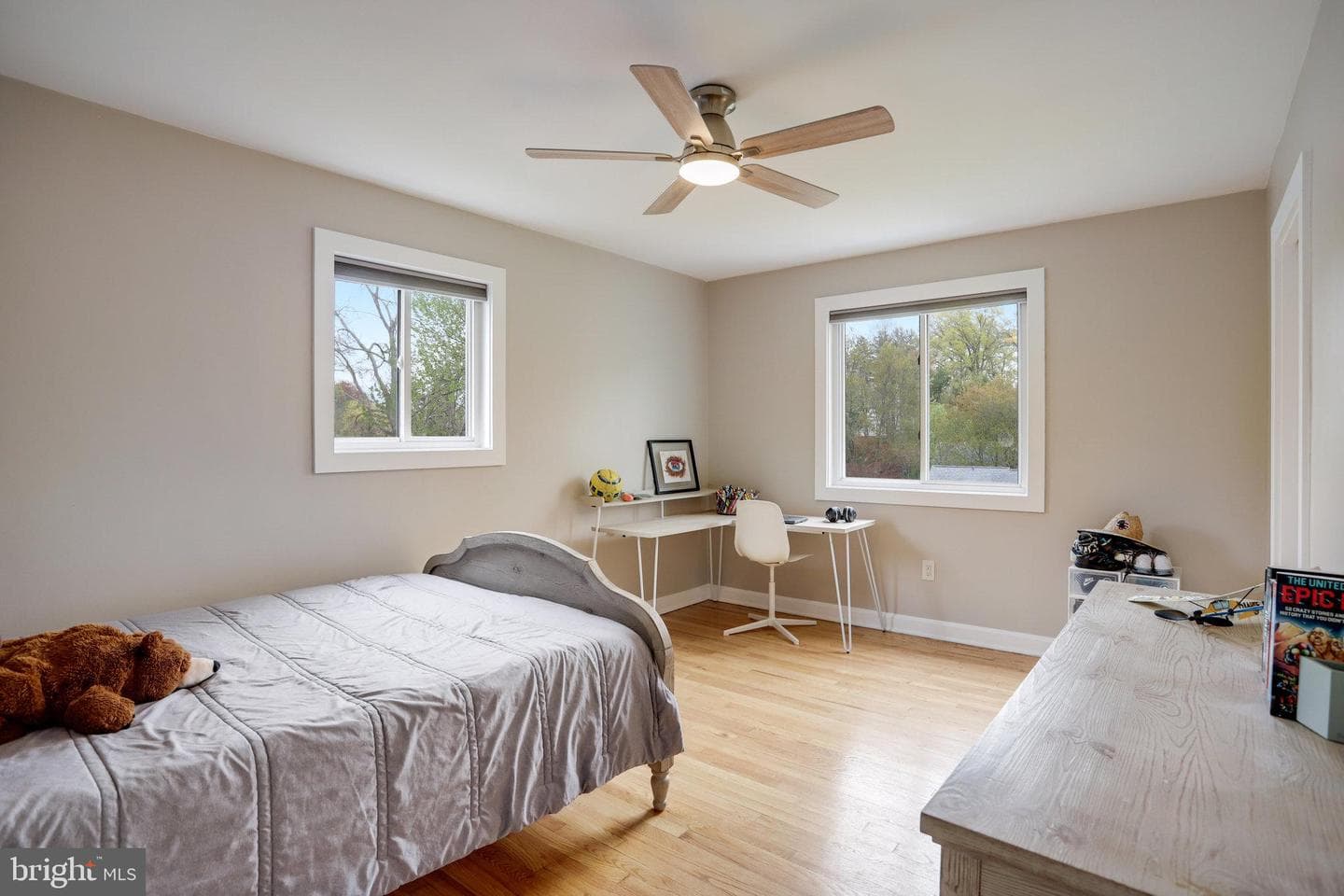 4522 Traymore Street photo 29