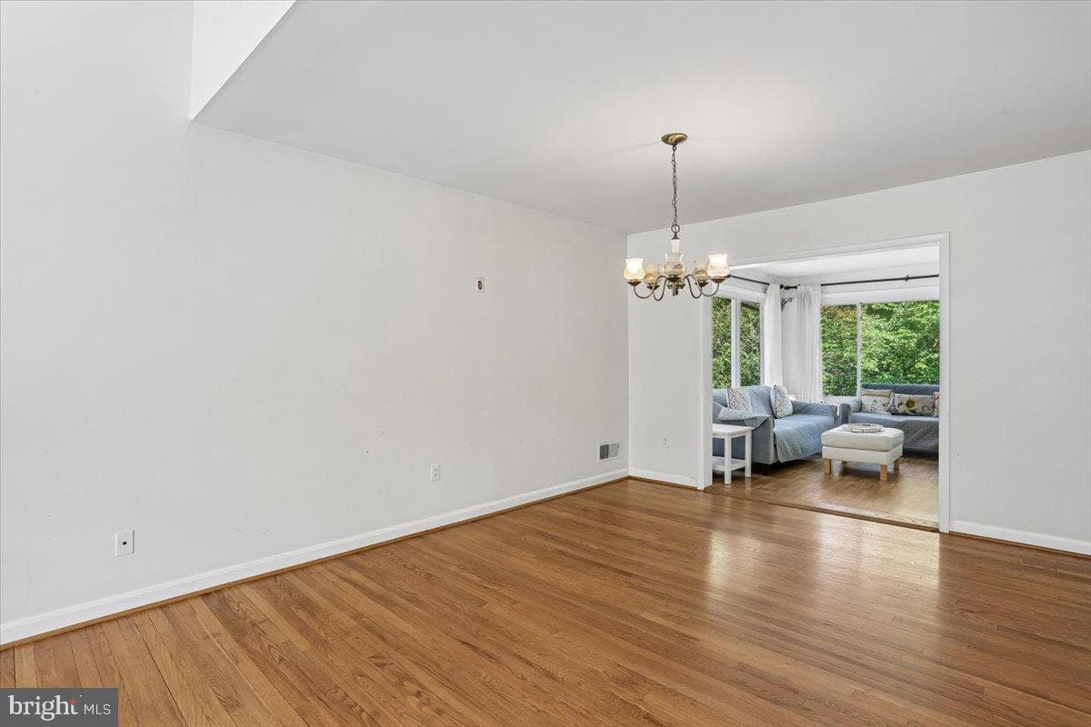9011 Kirkdale Road photo 5